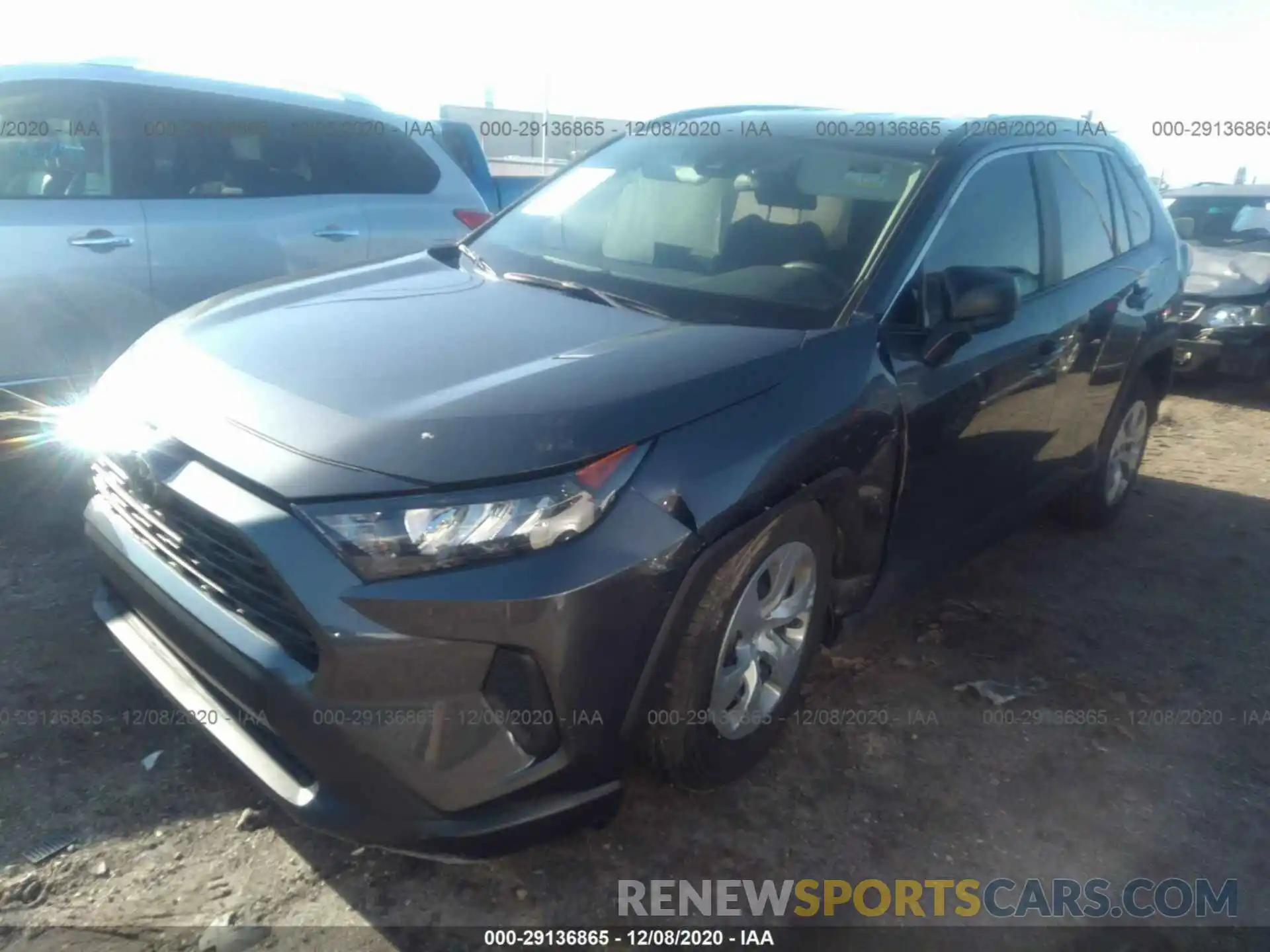 2 Photograph of a damaged car 2T3H1RFV8LC075070 TOYOTA RAV4 2020