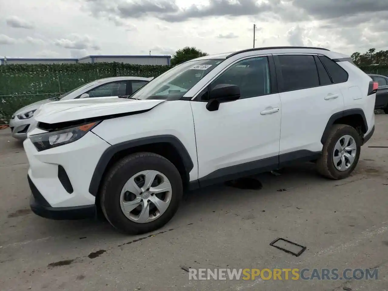 1 Photograph of a damaged car 2T3H1RFV8LC078776 TOYOTA RAV4 2020