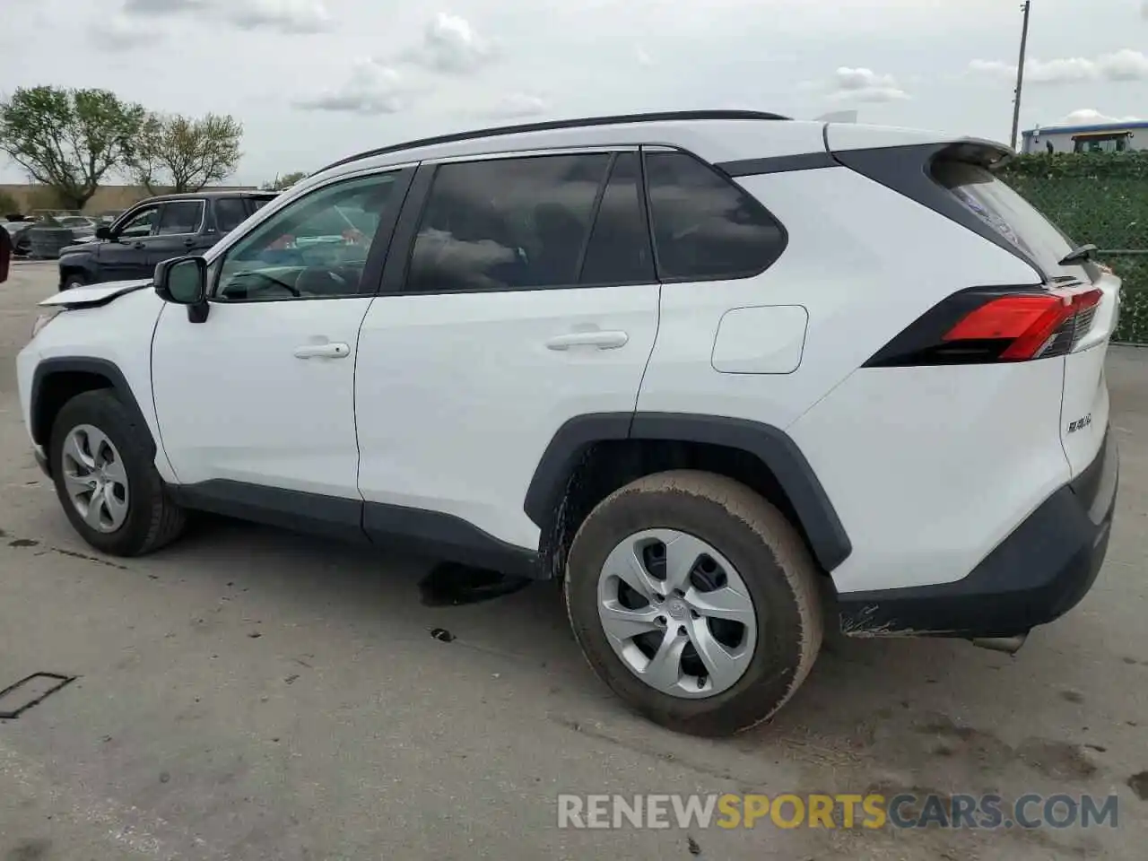 2 Photograph of a damaged car 2T3H1RFV8LC078776 TOYOTA RAV4 2020