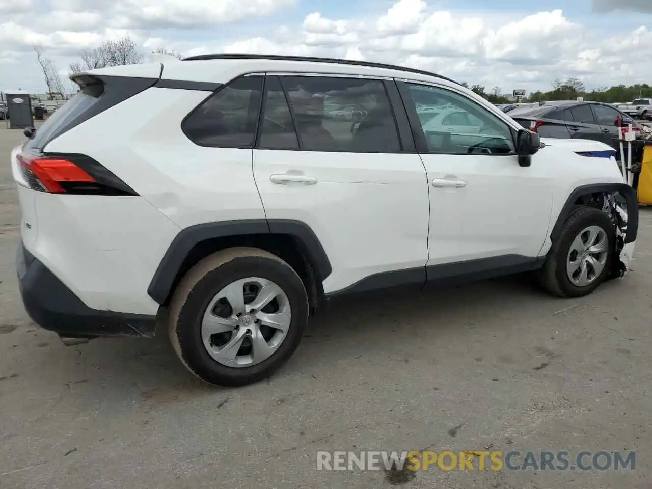 3 Photograph of a damaged car 2T3H1RFV8LC078776 TOYOTA RAV4 2020