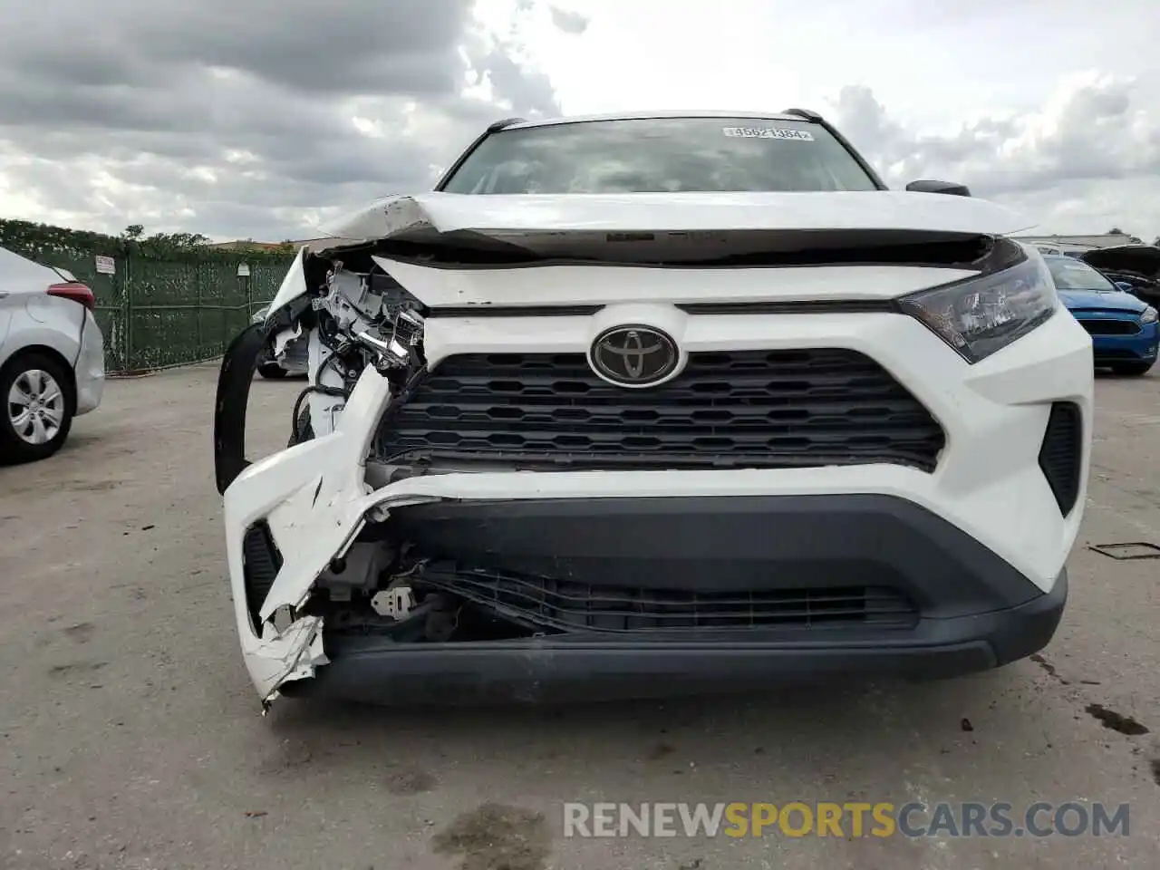 5 Photograph of a damaged car 2T3H1RFV8LC078776 TOYOTA RAV4 2020