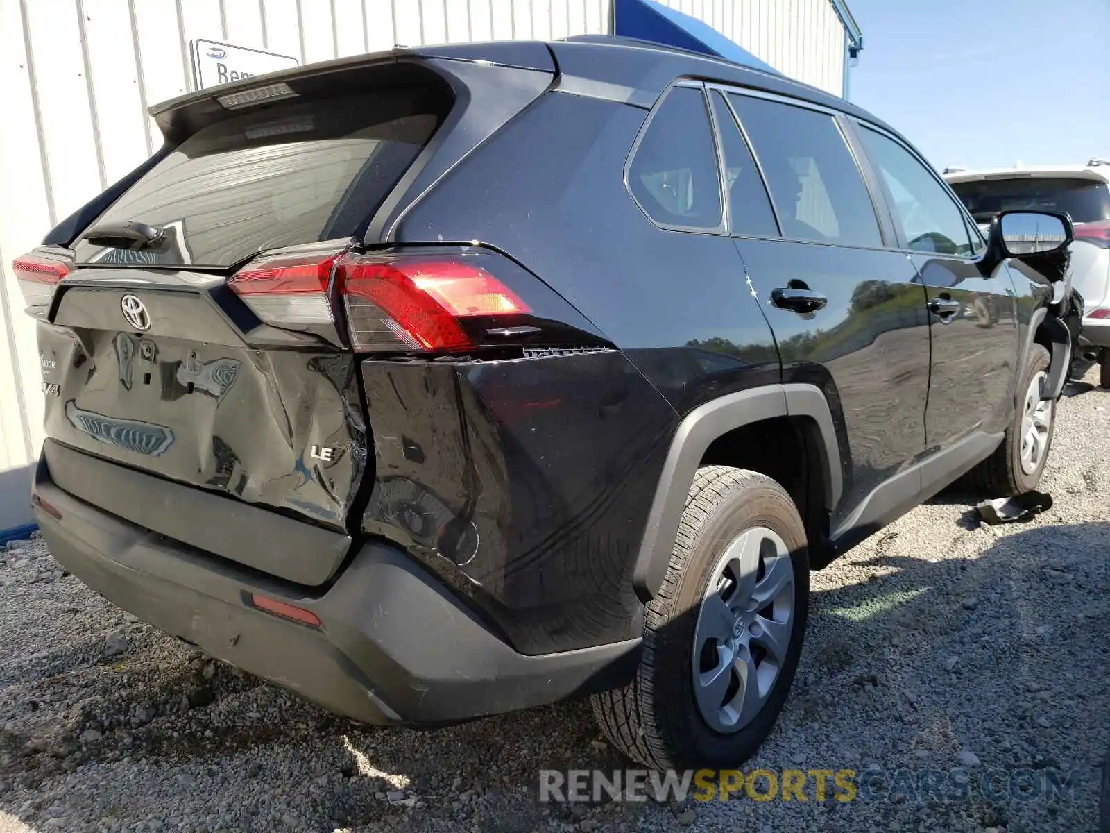 4 Photograph of a damaged car 2T3H1RFV8LC084769 TOYOTA RAV4 2020