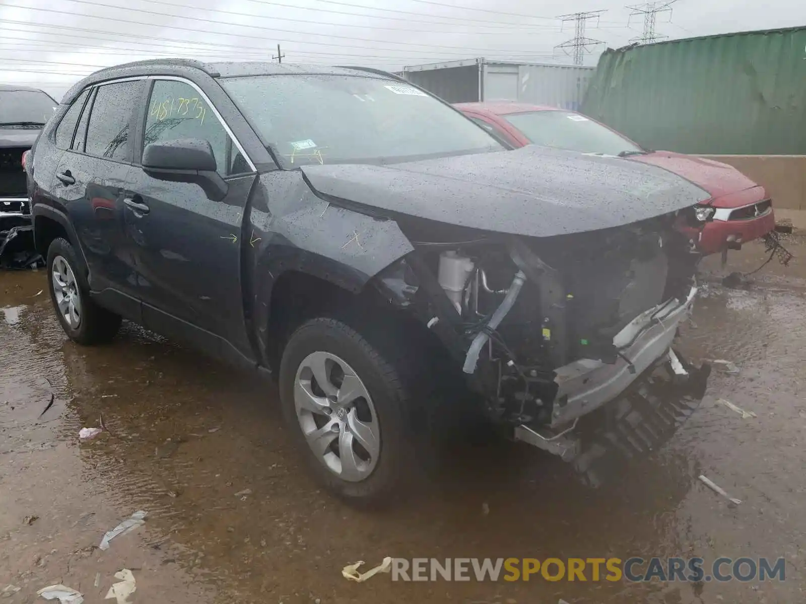 1 Photograph of a damaged car 2T3H1RFV8LW059904 TOYOTA RAV4 2020