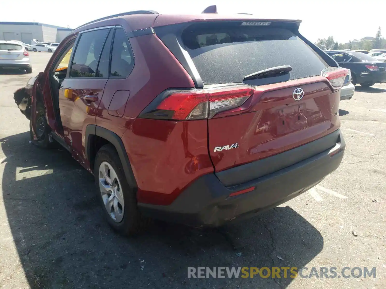 3 Photograph of a damaged car 2T3H1RFV8LW061555 TOYOTA RAV4 2020