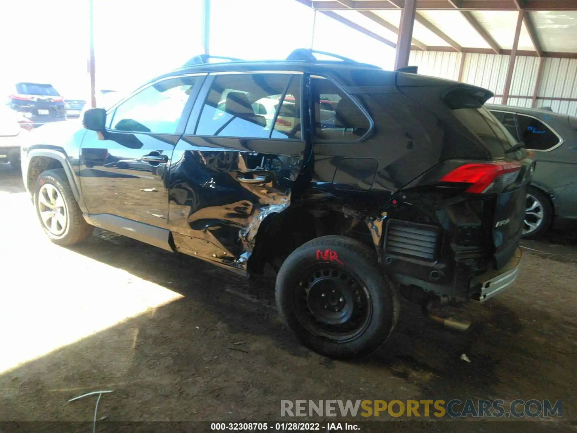 3 Photograph of a damaged car 2T3H1RFV8LW071647 TOYOTA RAV4 2020