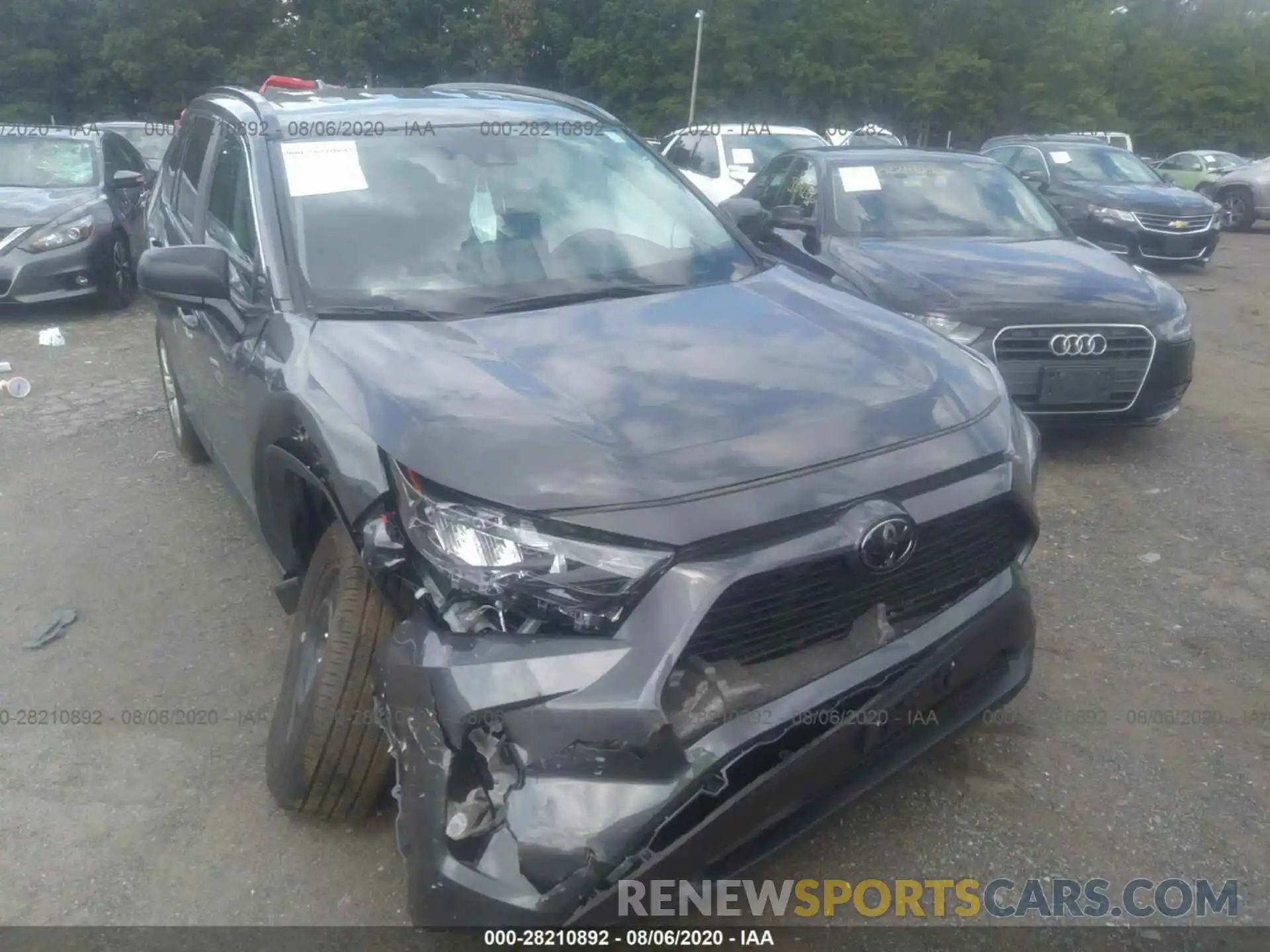 1 Photograph of a damaged car 2T3H1RFV8LW073236 TOYOTA RAV4 2020