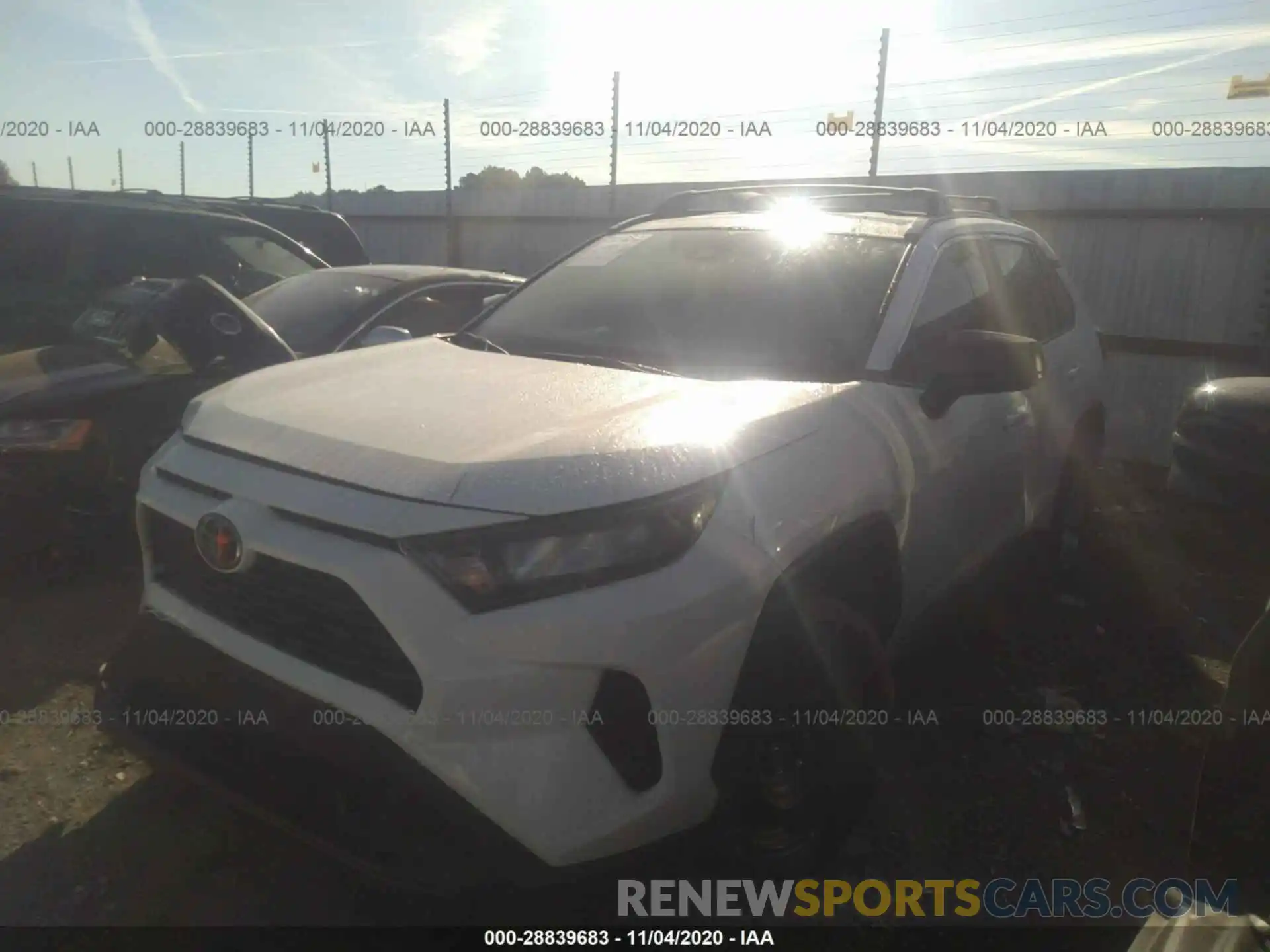 2 Photograph of a damaged car 2T3H1RFV8LW079182 TOYOTA RAV4 2020