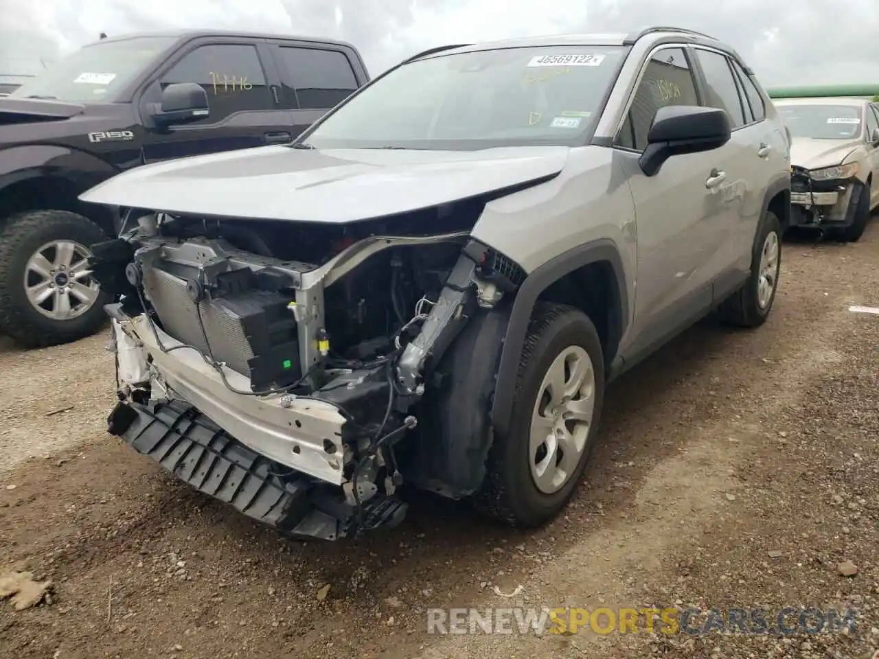 2 Photograph of a damaged car 2T3H1RFV8LW087640 TOYOTA RAV4 2020