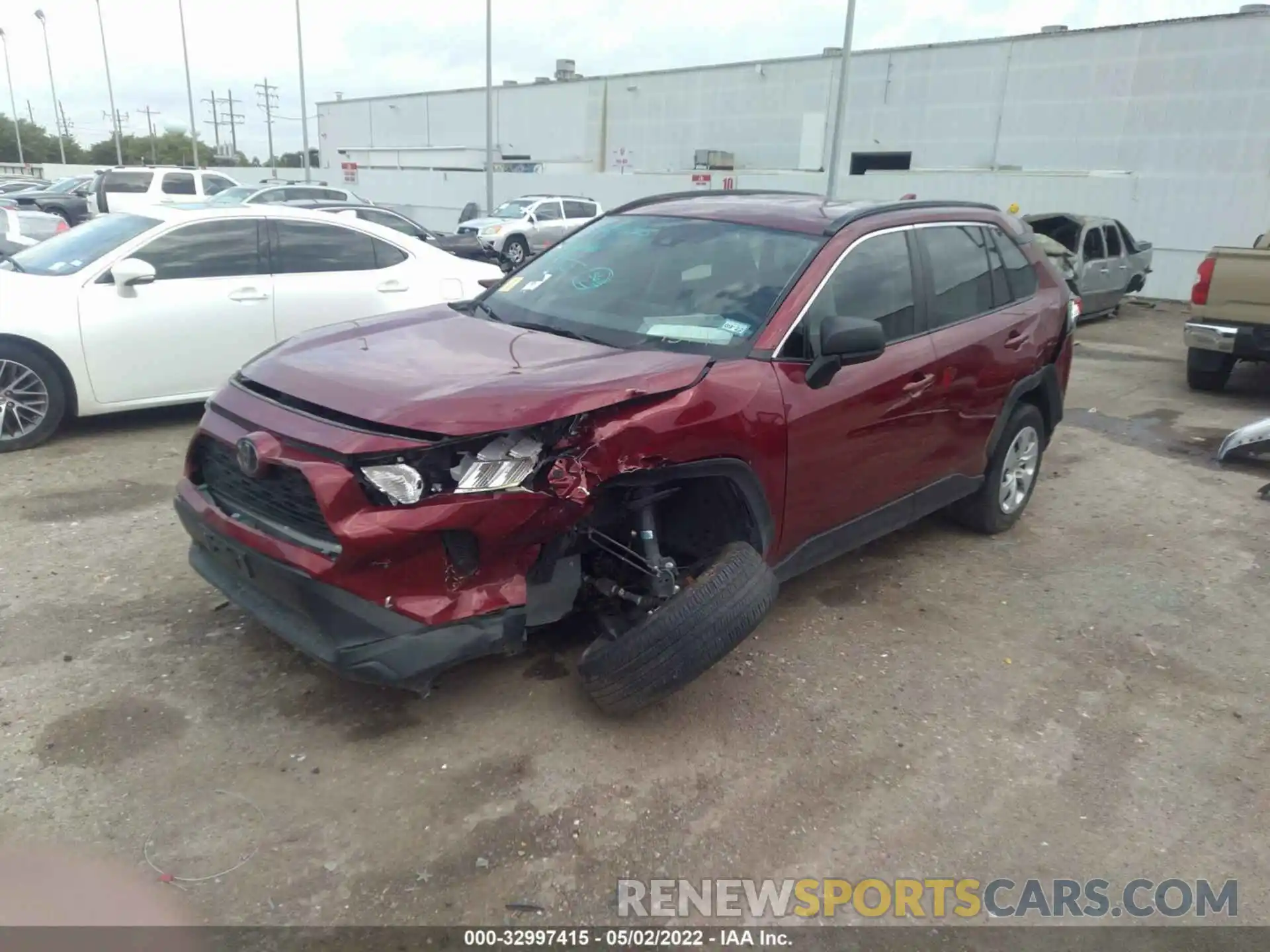 2 Photograph of a damaged car 2T3H1RFV8LW097374 TOYOTA RAV4 2020