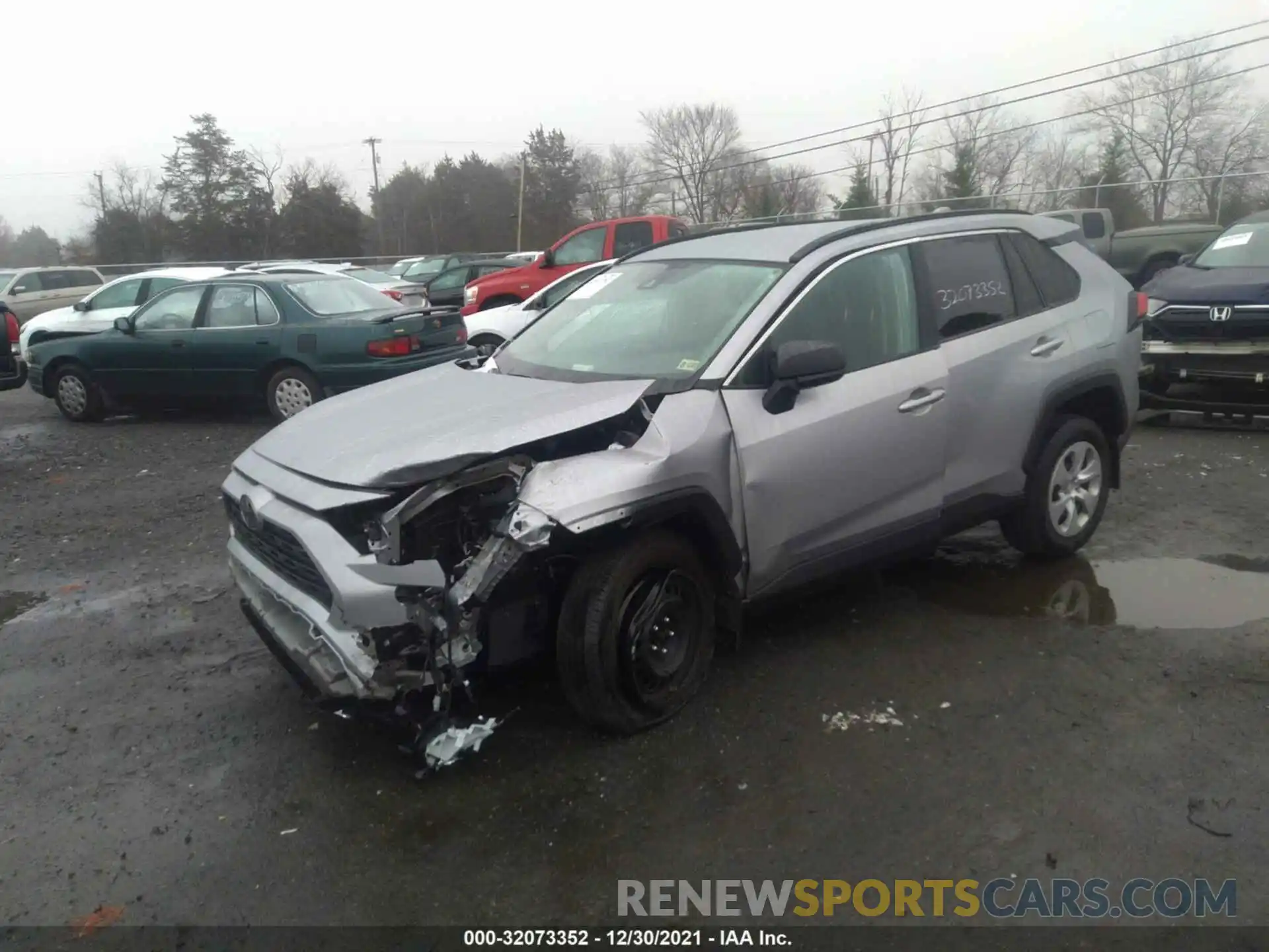 2 Photograph of a damaged car 2T3H1RFV8LW100046 TOYOTA RAV4 2020