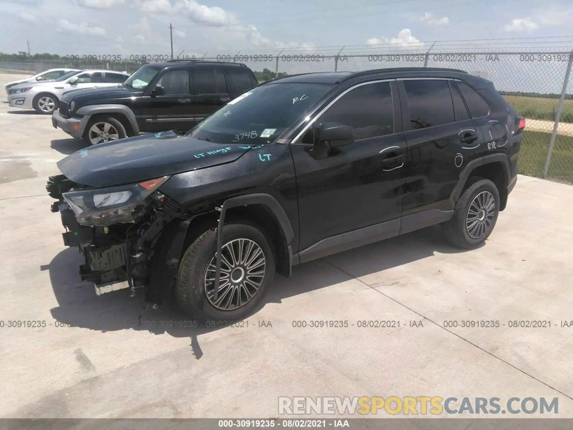 2 Photograph of a damaged car 2T3H1RFV9LC033748 TOYOTA RAV4 2020