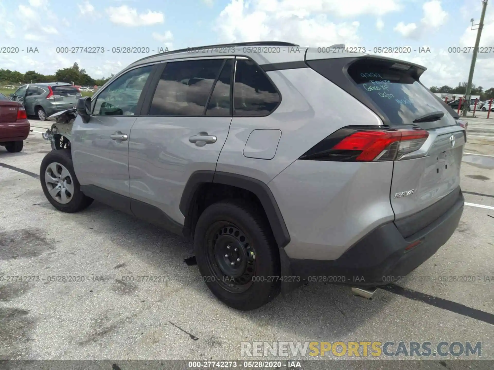 3 Photograph of a damaged car 2T3H1RFV9LC037878 TOYOTA RAV4 2020