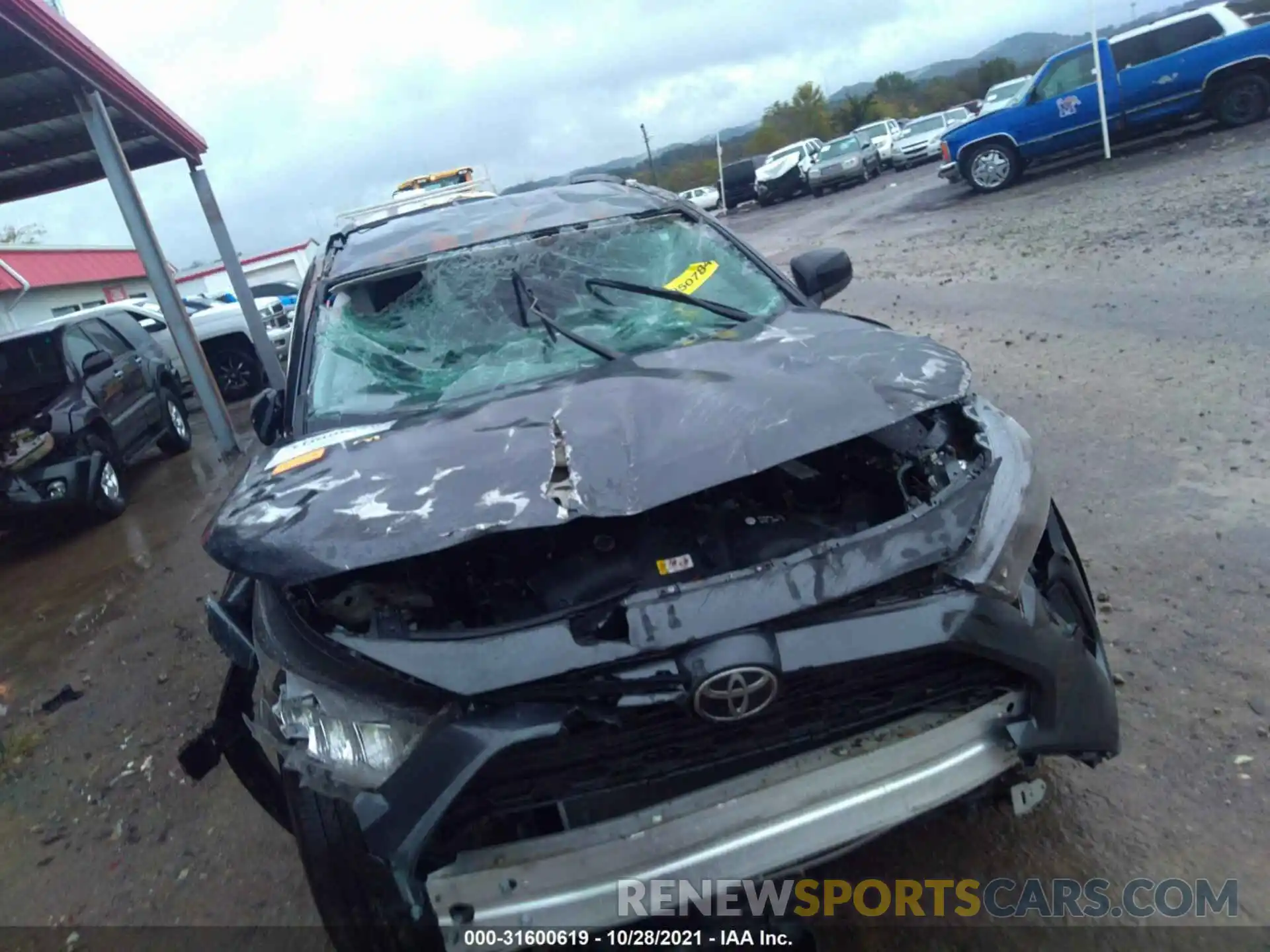 6 Photograph of a damaged car 2T3H1RFV9LC038268 TOYOTA RAV4 2020