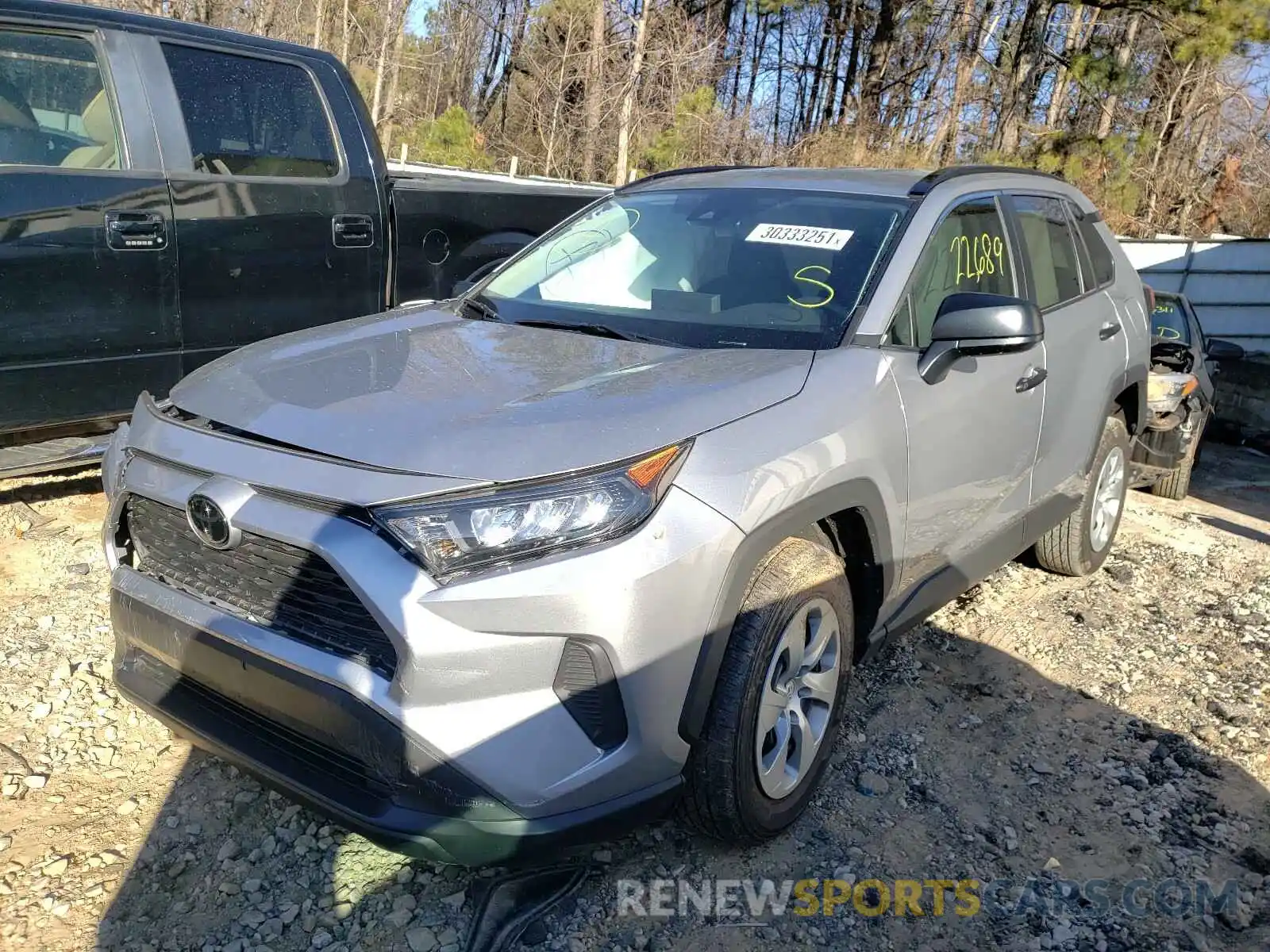 2 Photograph of a damaged car 2T3H1RFV9LC038500 TOYOTA RAV4 2020