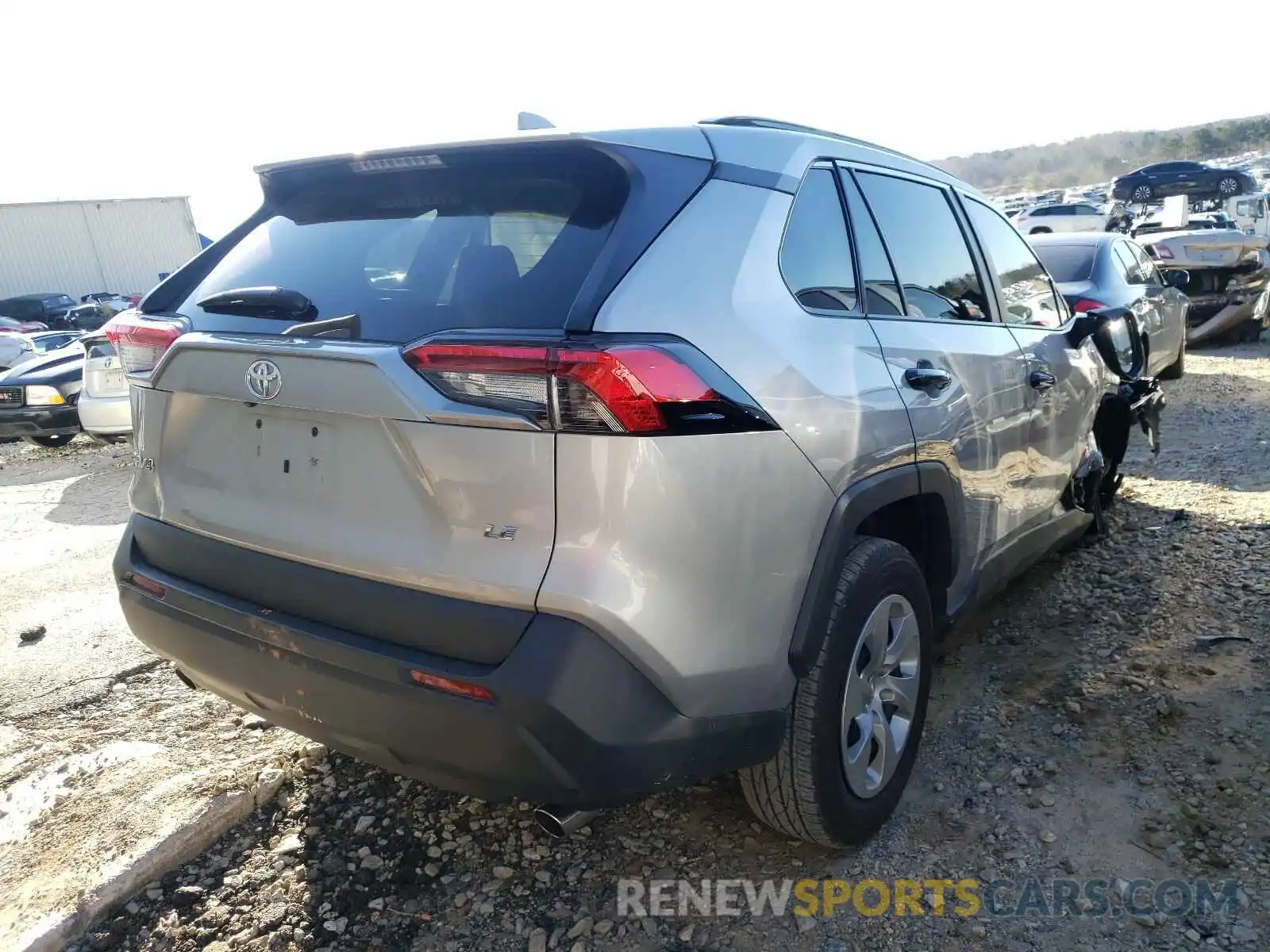 4 Photograph of a damaged car 2T3H1RFV9LC038500 TOYOTA RAV4 2020