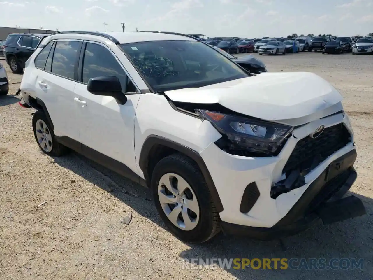 1 Photograph of a damaged car 2T3H1RFV9LC040845 TOYOTA RAV4 2020