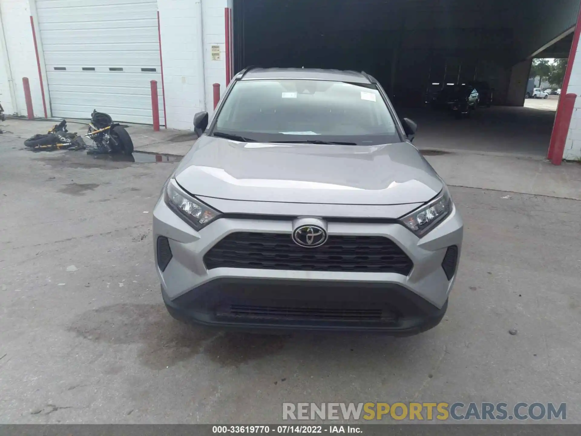 6 Фотография поврежденного автомобиля 2T3H1RFV9LC046483 TOYOTA RAV4 2020