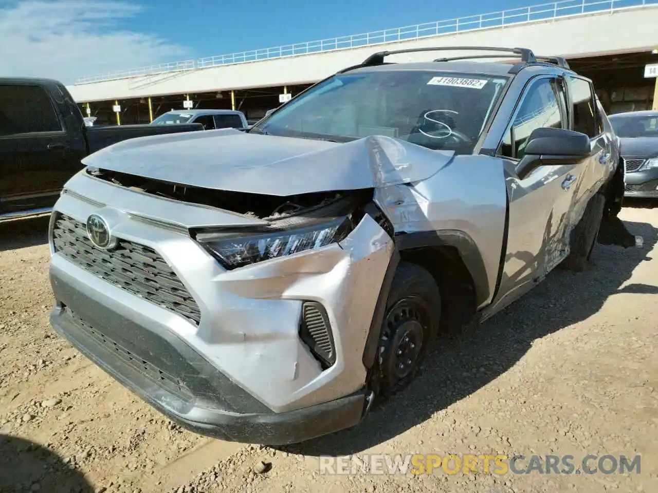 2 Photograph of a damaged car 2T3H1RFV9LC049349 TOYOTA RAV4 2020