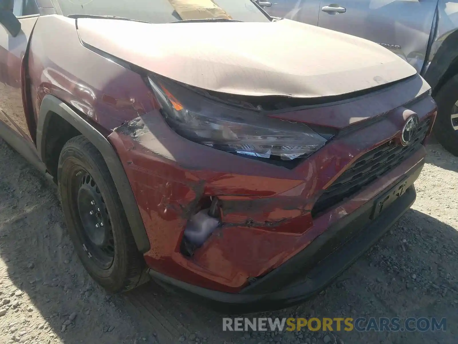 9 Photograph of a damaged car 2T3H1RFV9LC052266 TOYOTA RAV4 2020