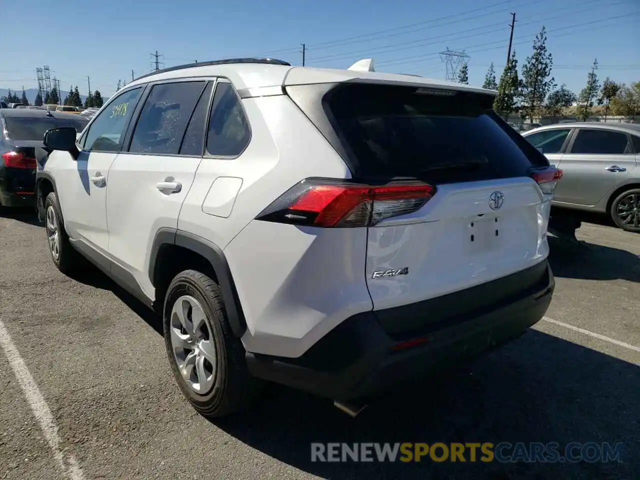 3 Photograph of a damaged car 2T3H1RFV9LC054650 TOYOTA RAV4 2020