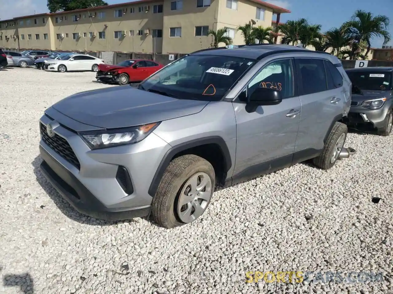 2 Photograph of a damaged car 2T3H1RFV9LC062294 TOYOTA RAV4 2020