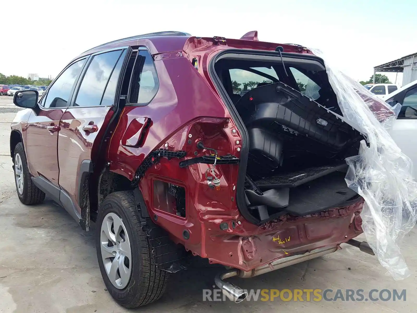 3 Photograph of a damaged car 2T3H1RFV9LC062697 TOYOTA RAV4 2020