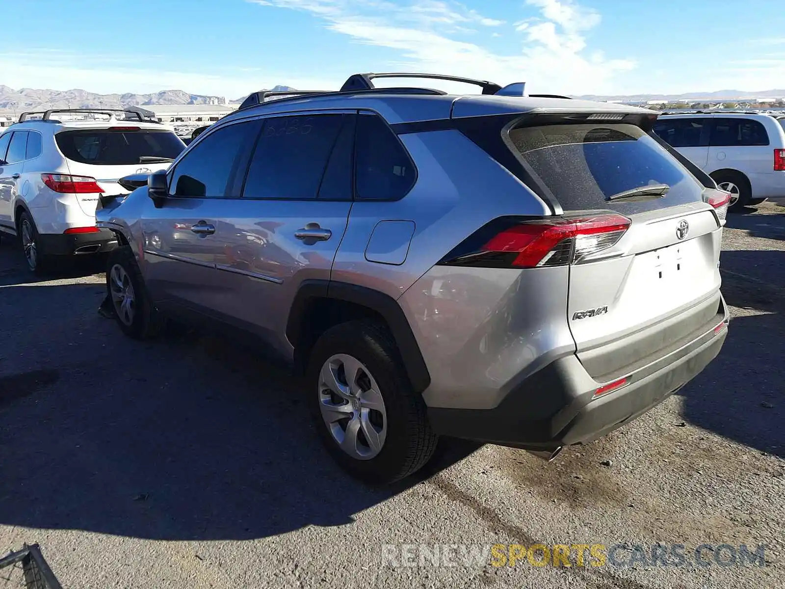 3 Photograph of a damaged car 2T3H1RFV9LC071626 TOYOTA RAV4 2020