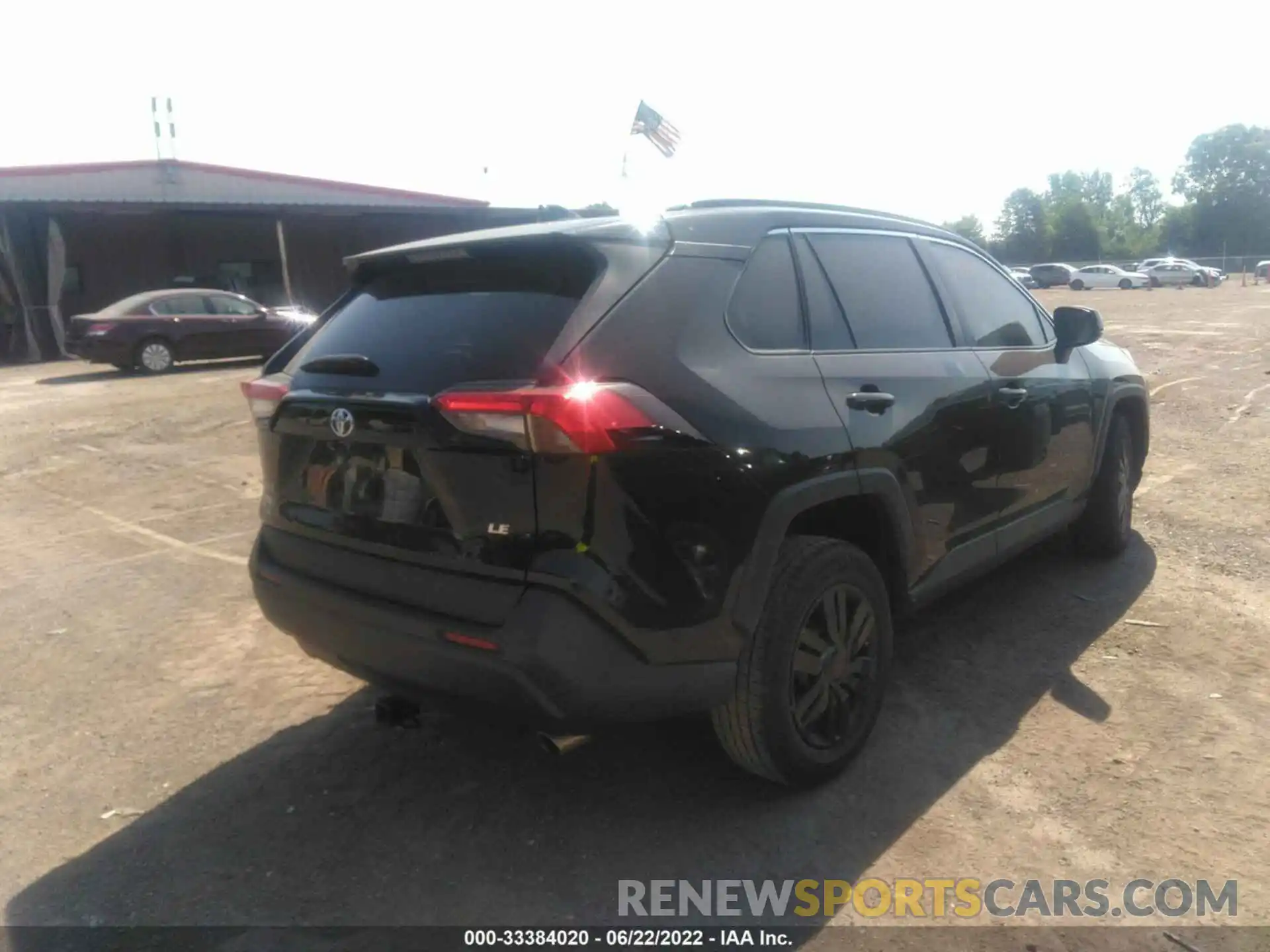 4 Photograph of a damaged car 2T3H1RFV9LC072016 TOYOTA RAV4 2020