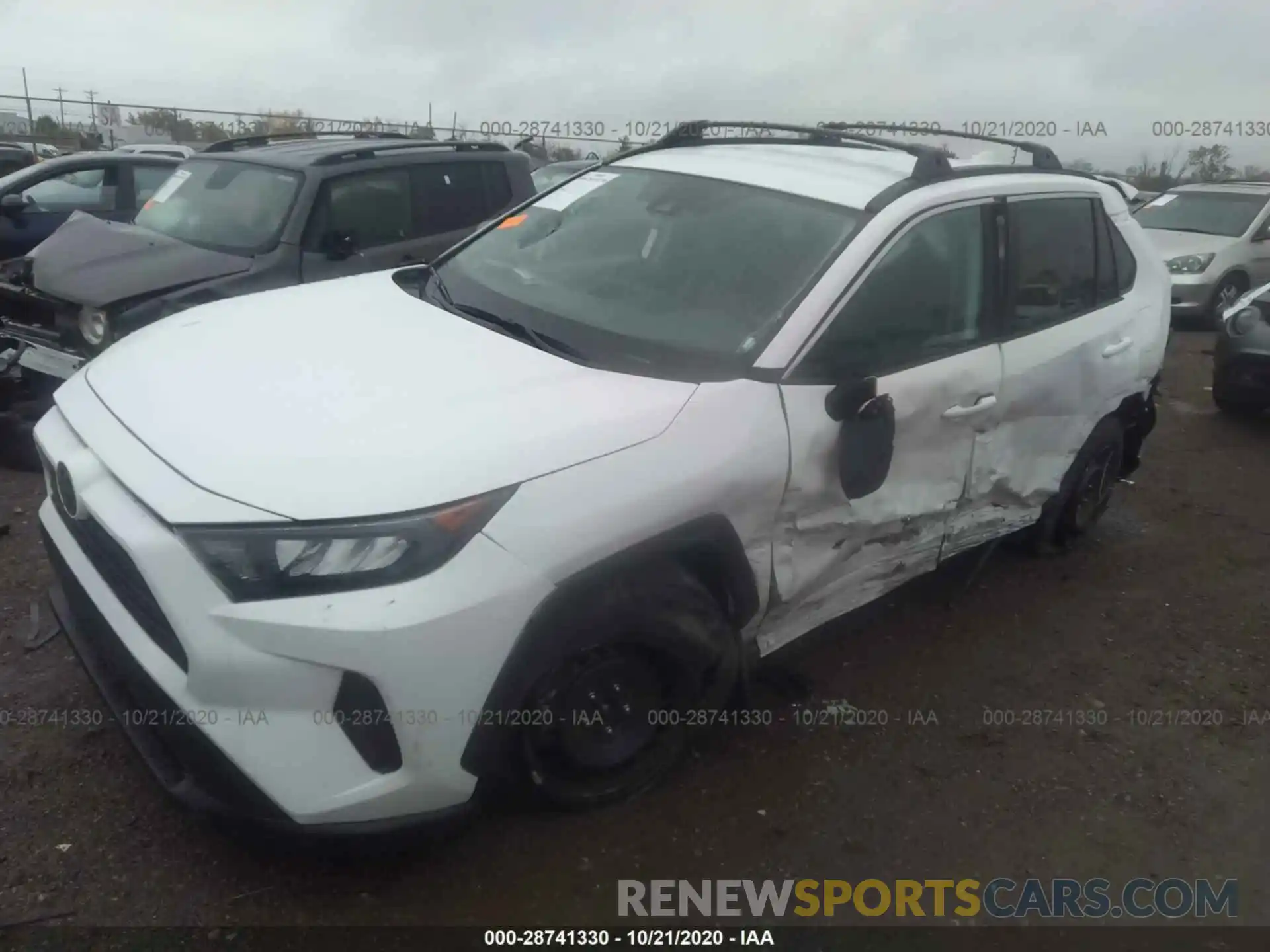 6 Photograph of a damaged car 2T3H1RFV9LC074378 TOYOTA RAV4 2020