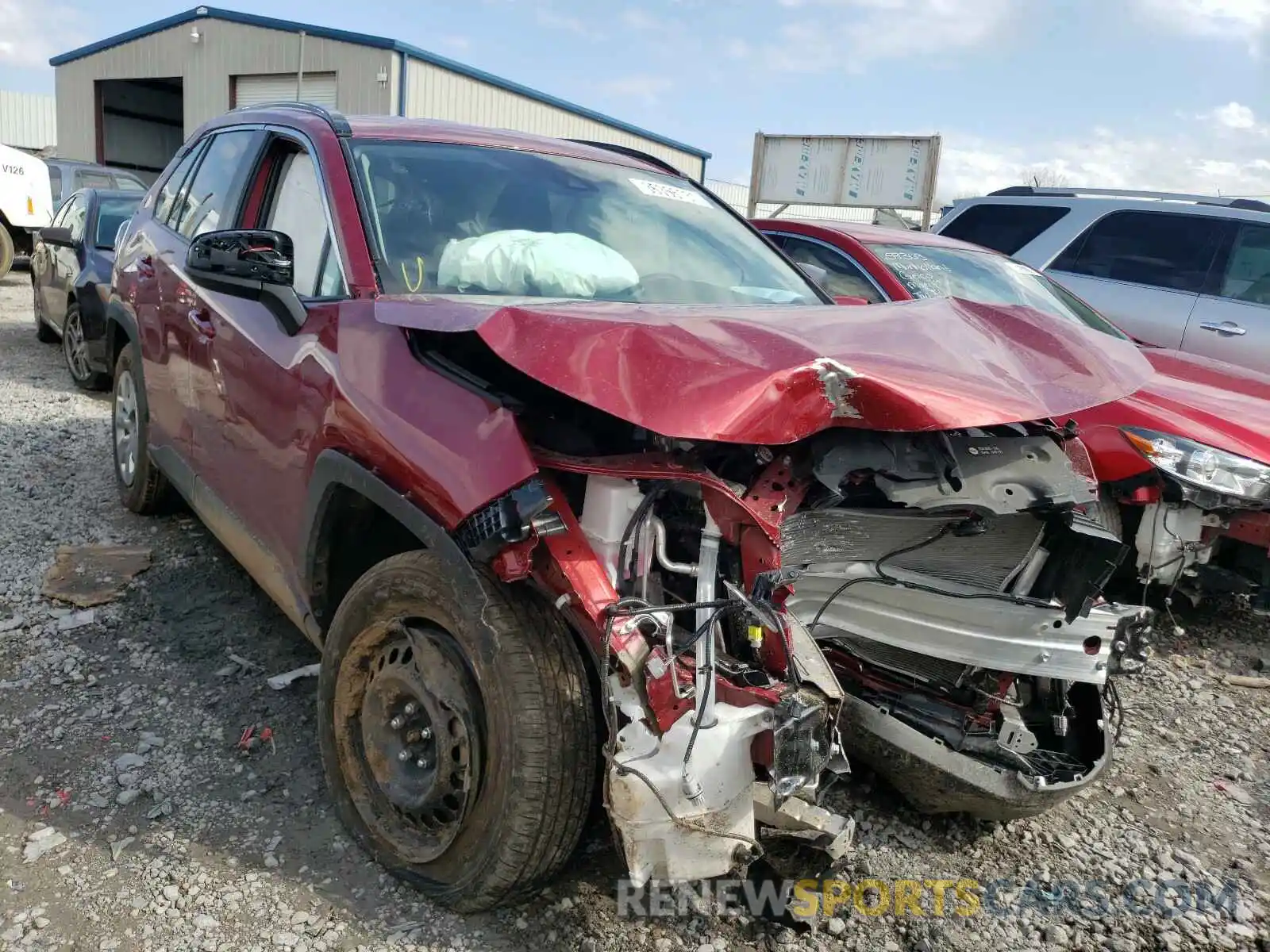 1 Photograph of a damaged car 2T3H1RFV9LC080195 TOYOTA RAV4 2020