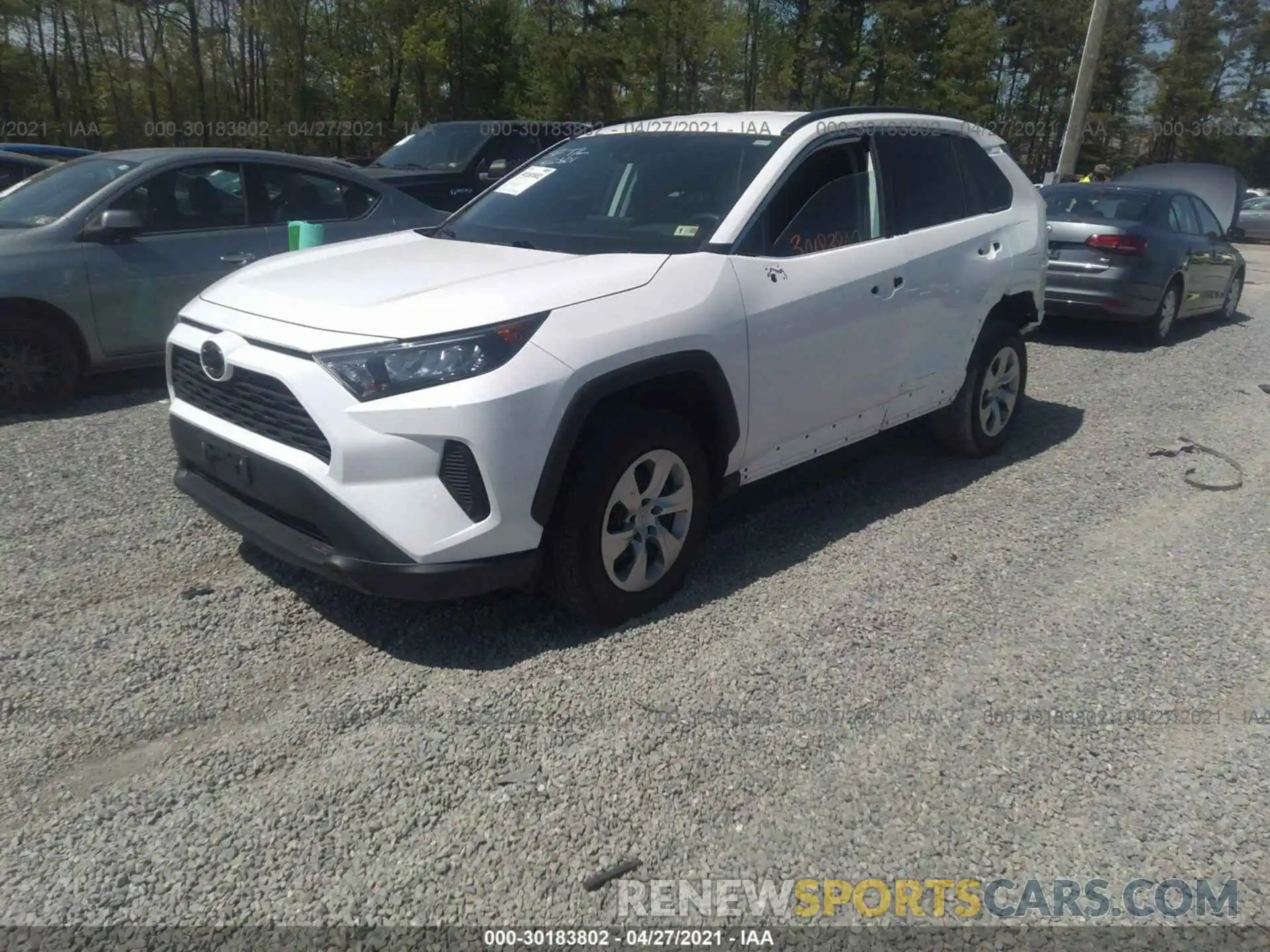 2 Photograph of a damaged car 2T3H1RFV9LW061645 TOYOTA RAV4 2020