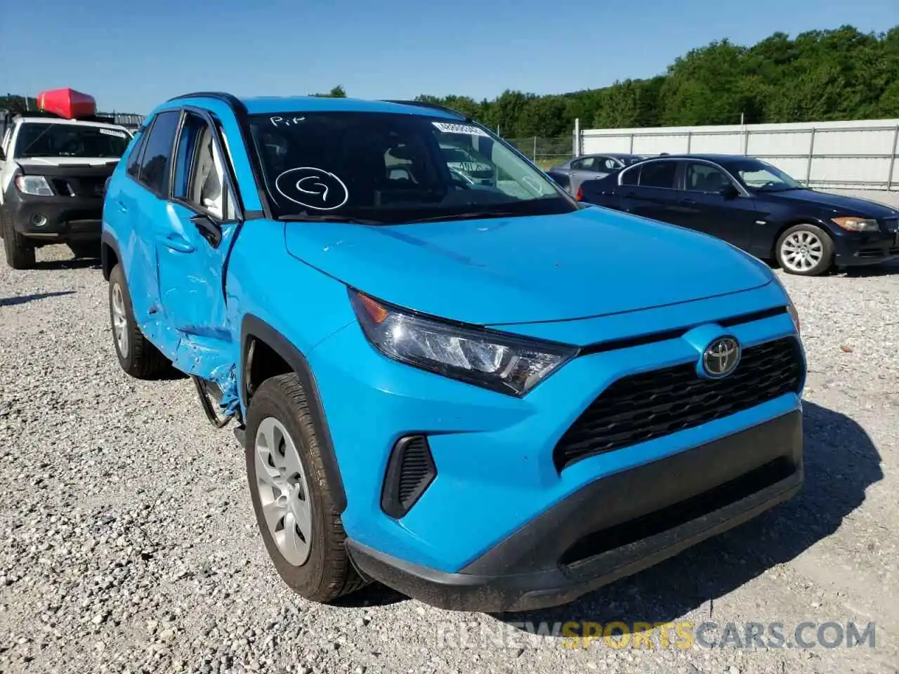 1 Фотография поврежденного автомобиля 2T3H1RFV9LW073617 TOYOTA RAV4 2020