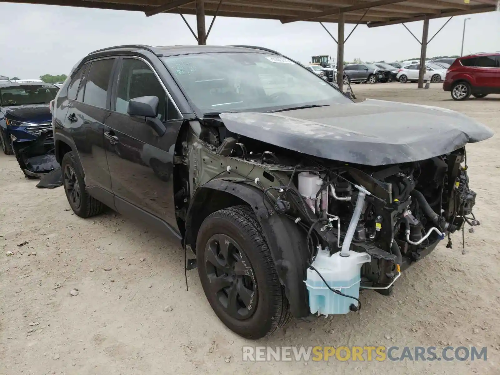 1 Photograph of a damaged car 2T3H1RFV9LW077358 TOYOTA RAV4 2020