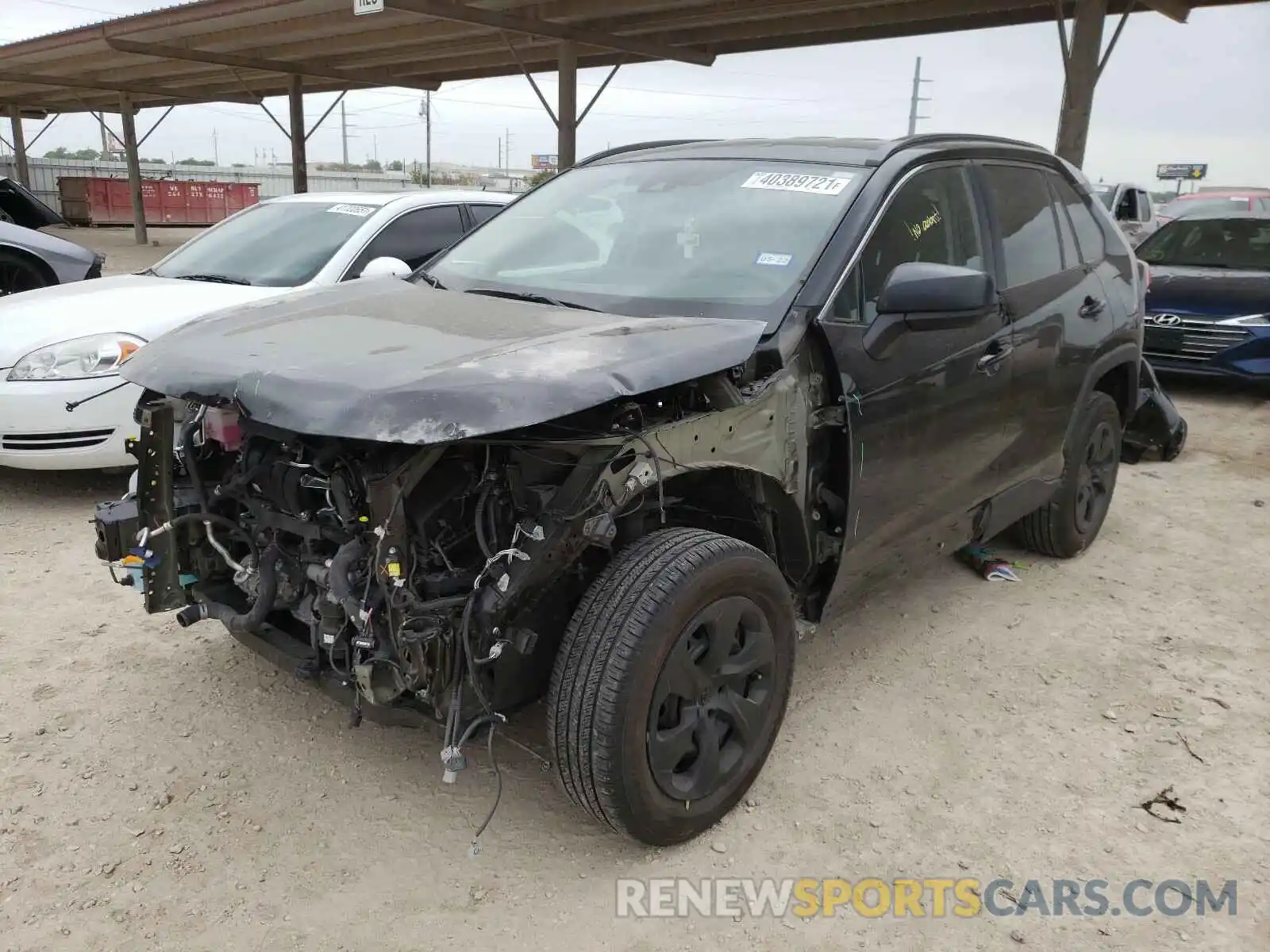 2 Photograph of a damaged car 2T3H1RFV9LW077358 TOYOTA RAV4 2020