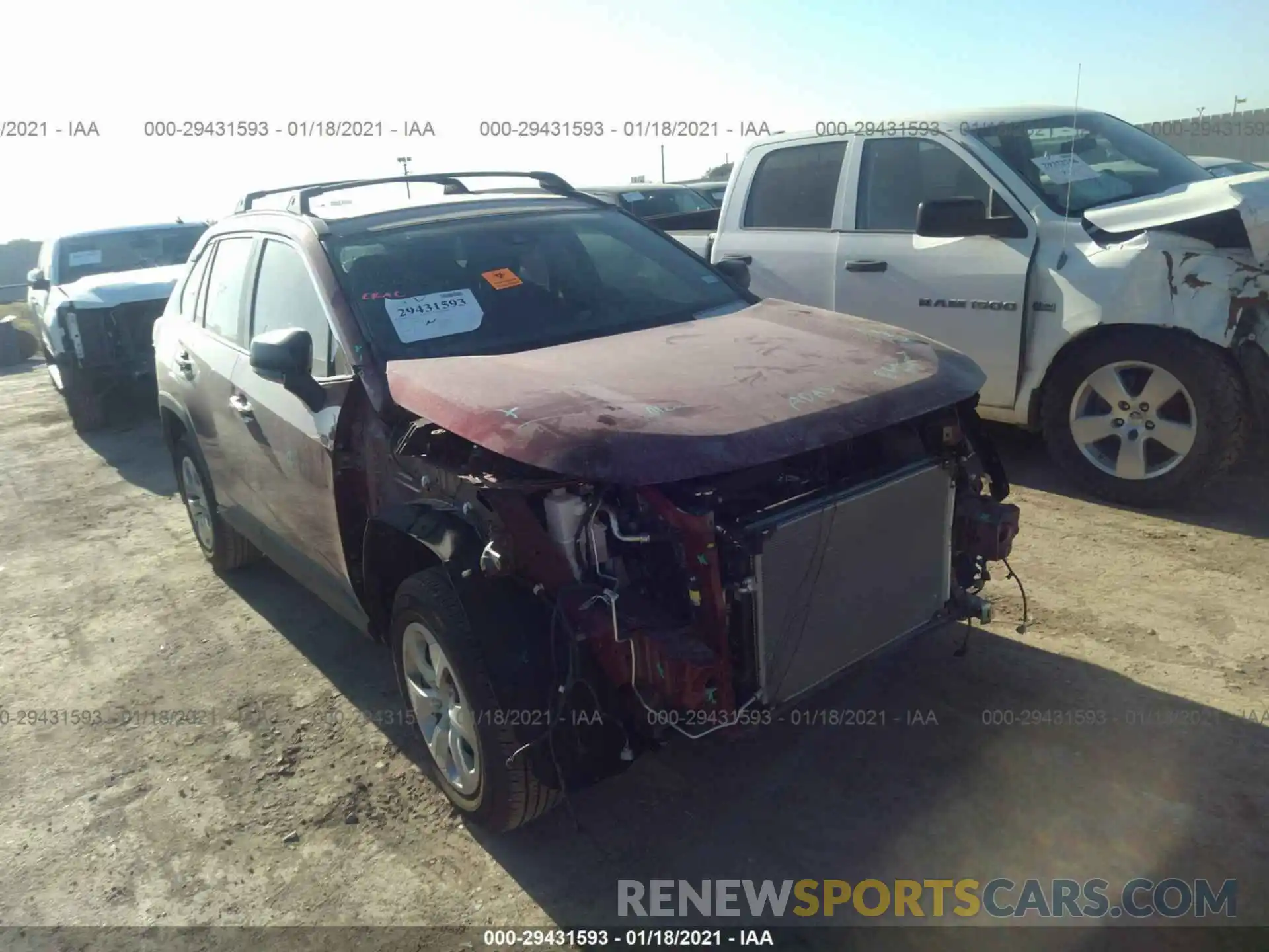 1 Photograph of a damaged car 2T3H1RFV9LW095388 TOYOTA RAV4 2020