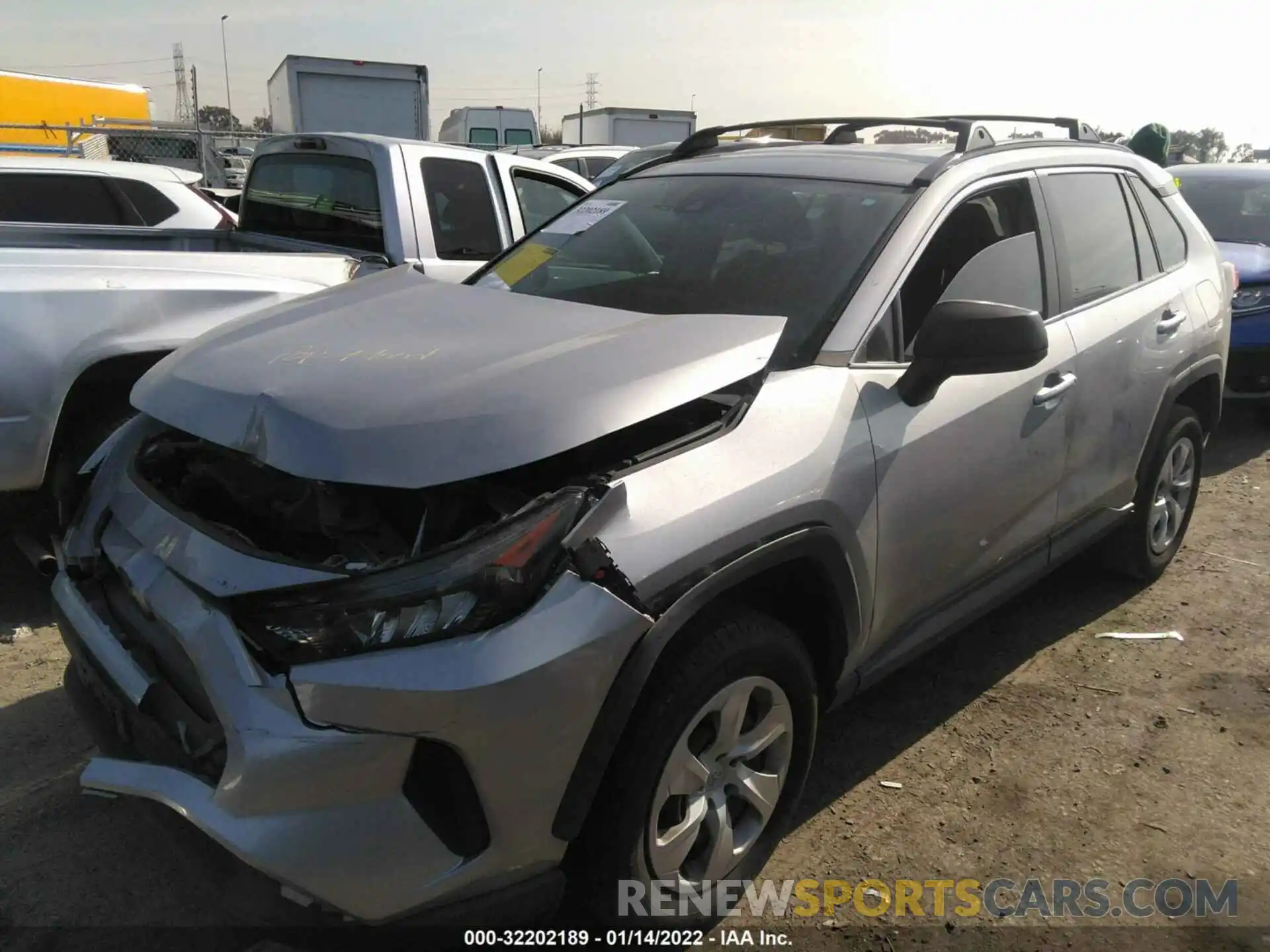 2 Photograph of a damaged car 2T3H1RFVXLC035203 TOYOTA RAV4 2020