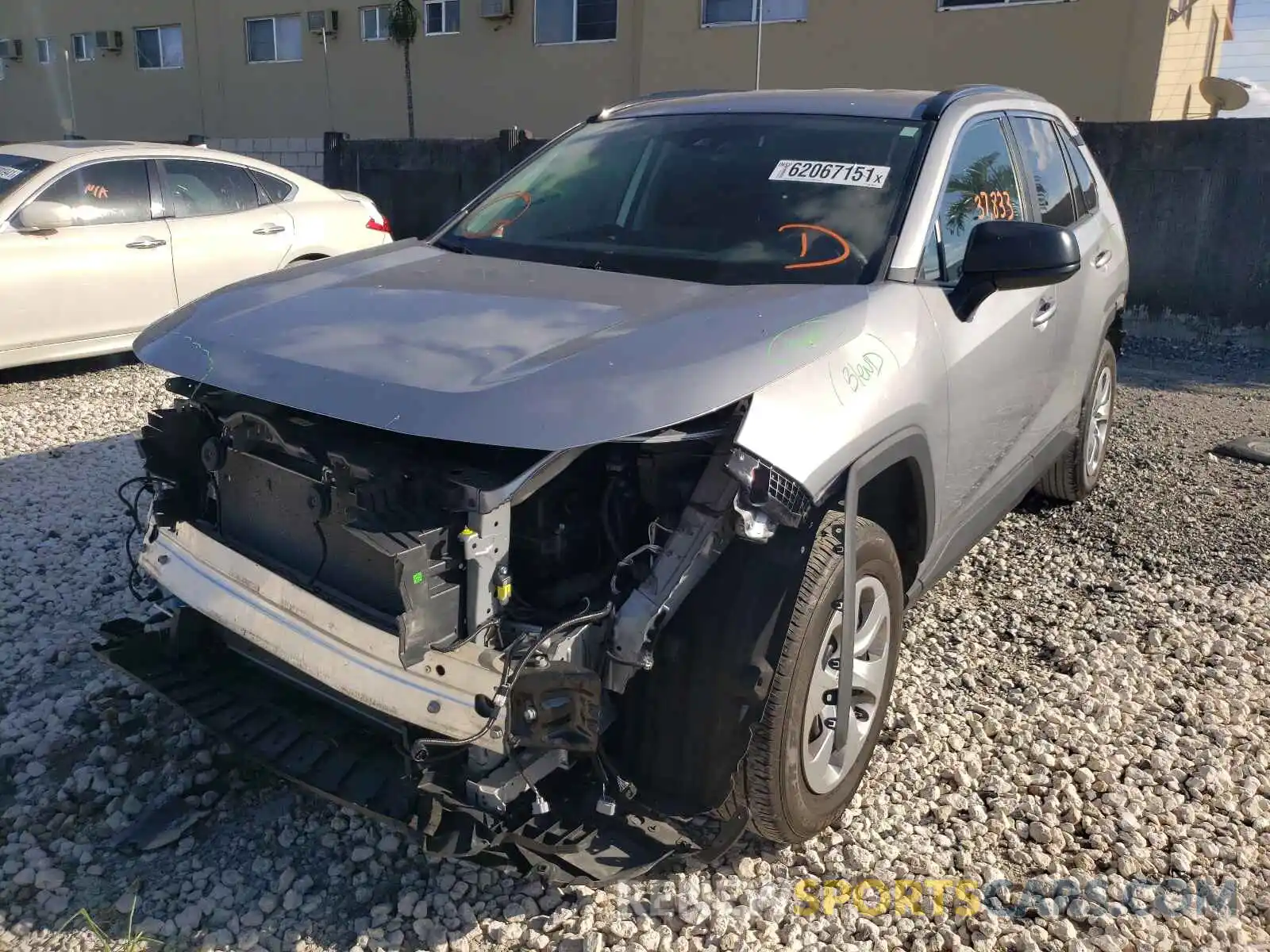 2 Photograph of a damaged car 2T3H1RFVXLC036612 TOYOTA RAV4 2020