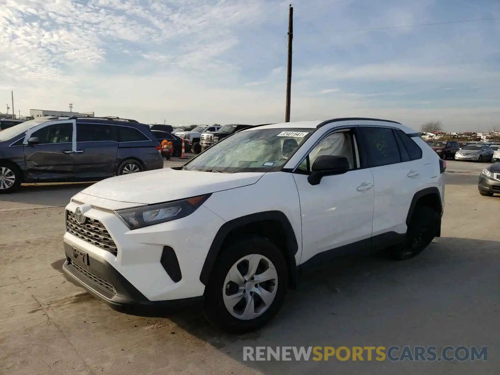 2 Photograph of a damaged car 2T3H1RFVXLC040840 TOYOTA RAV4 2020