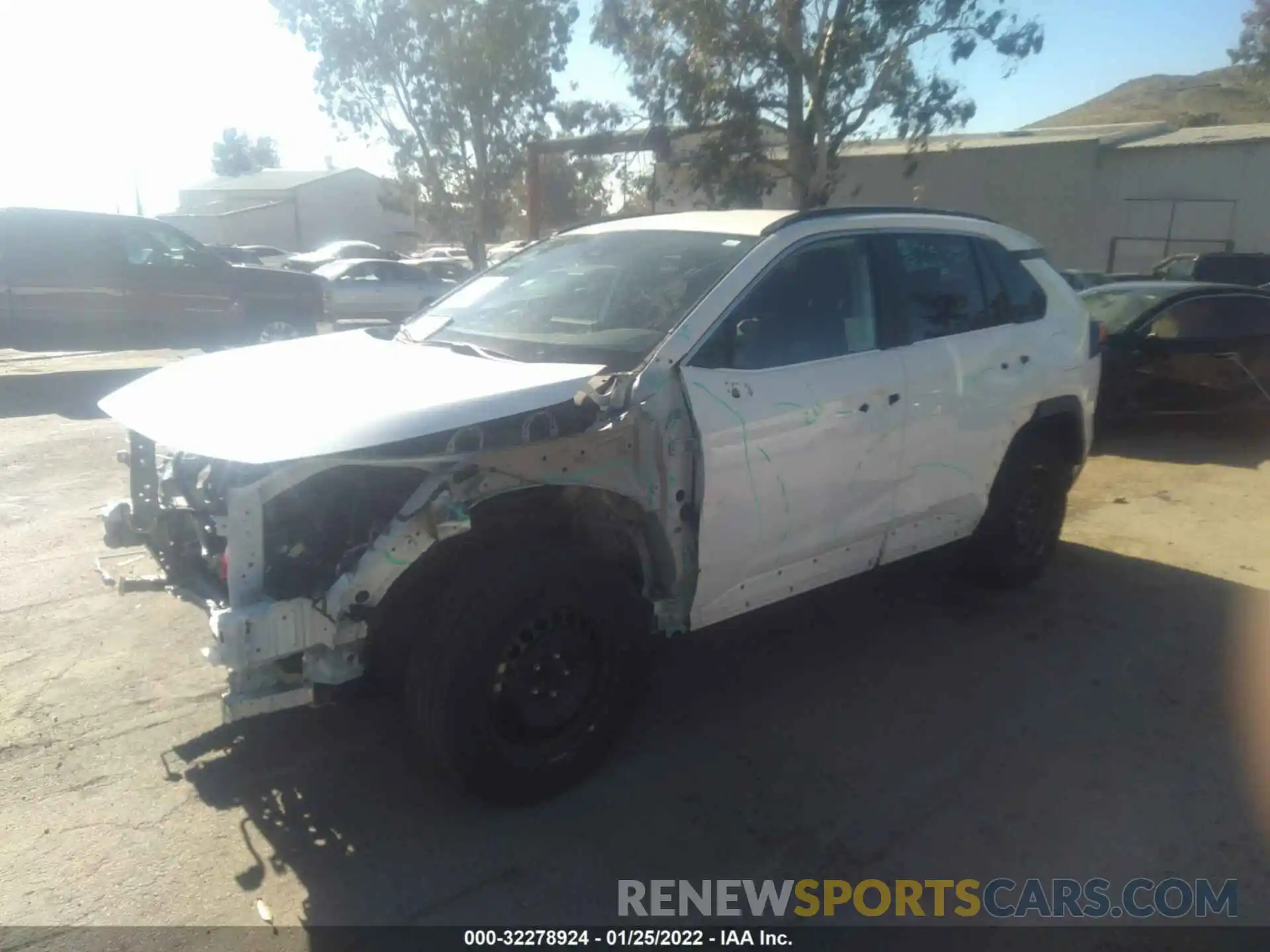 2 Photograph of a damaged car 2T3H1RFVXLC040983 TOYOTA RAV4 2020