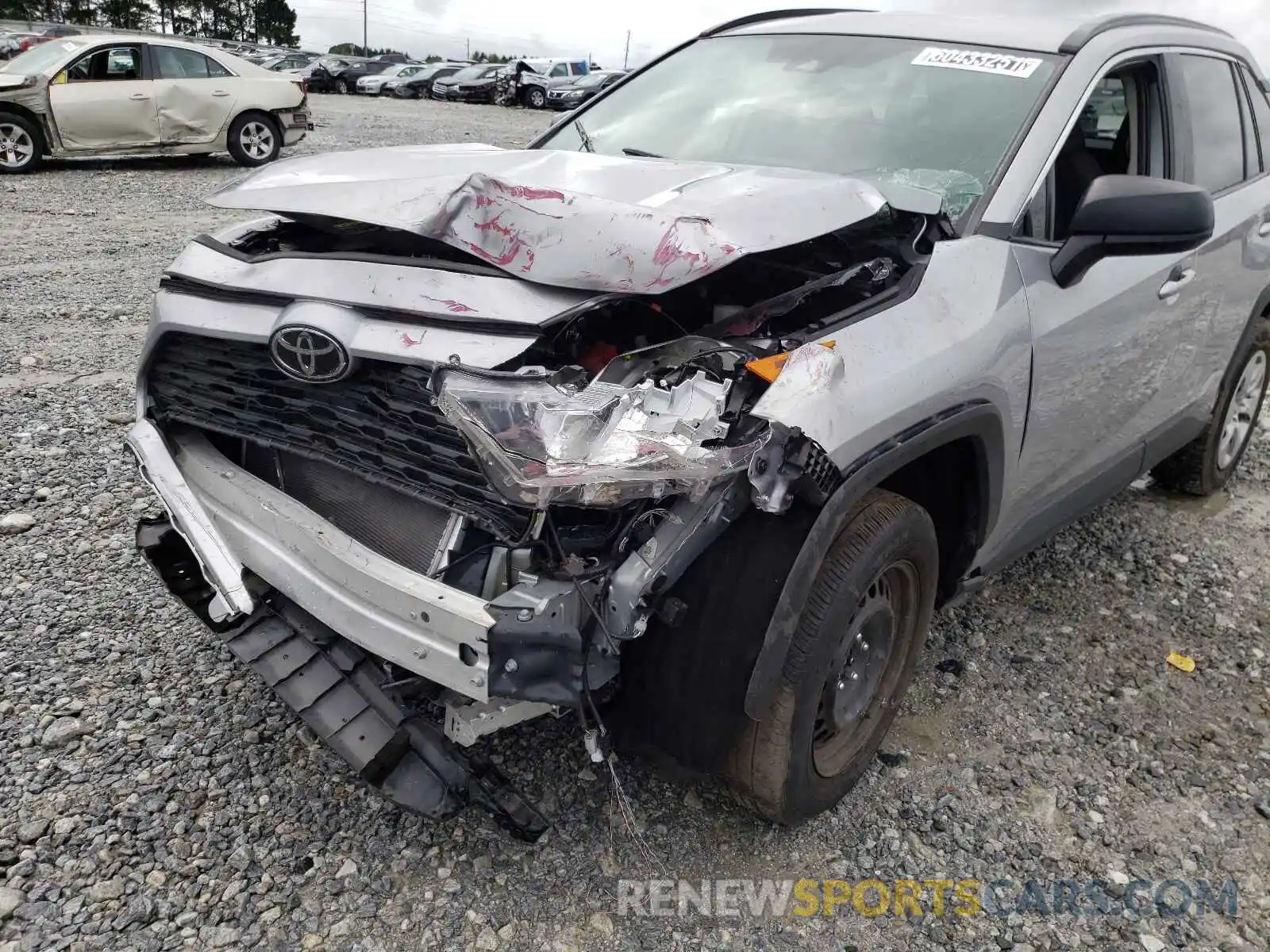 9 Photograph of a damaged car 2T3H1RFVXLC041356 TOYOTA RAV4 2020