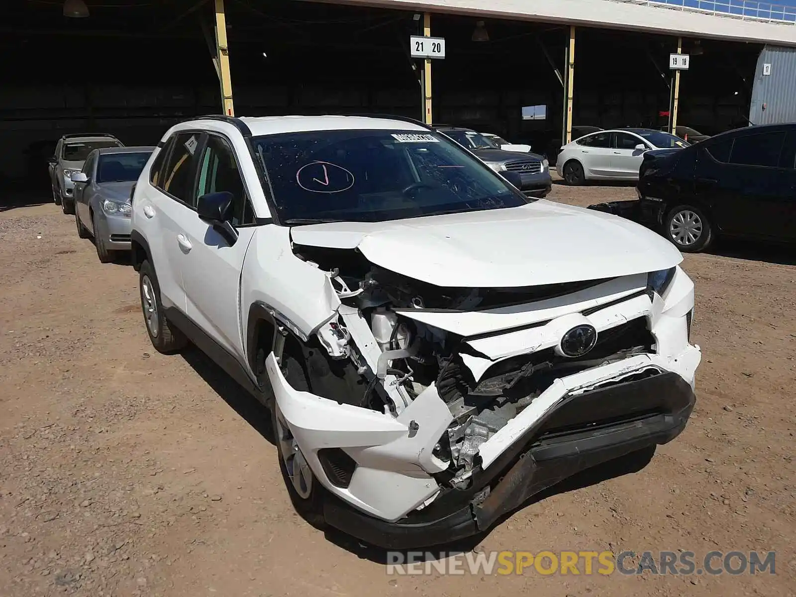 1 Photograph of a damaged car 2T3H1RFVXLC047254 TOYOTA RAV4 2020