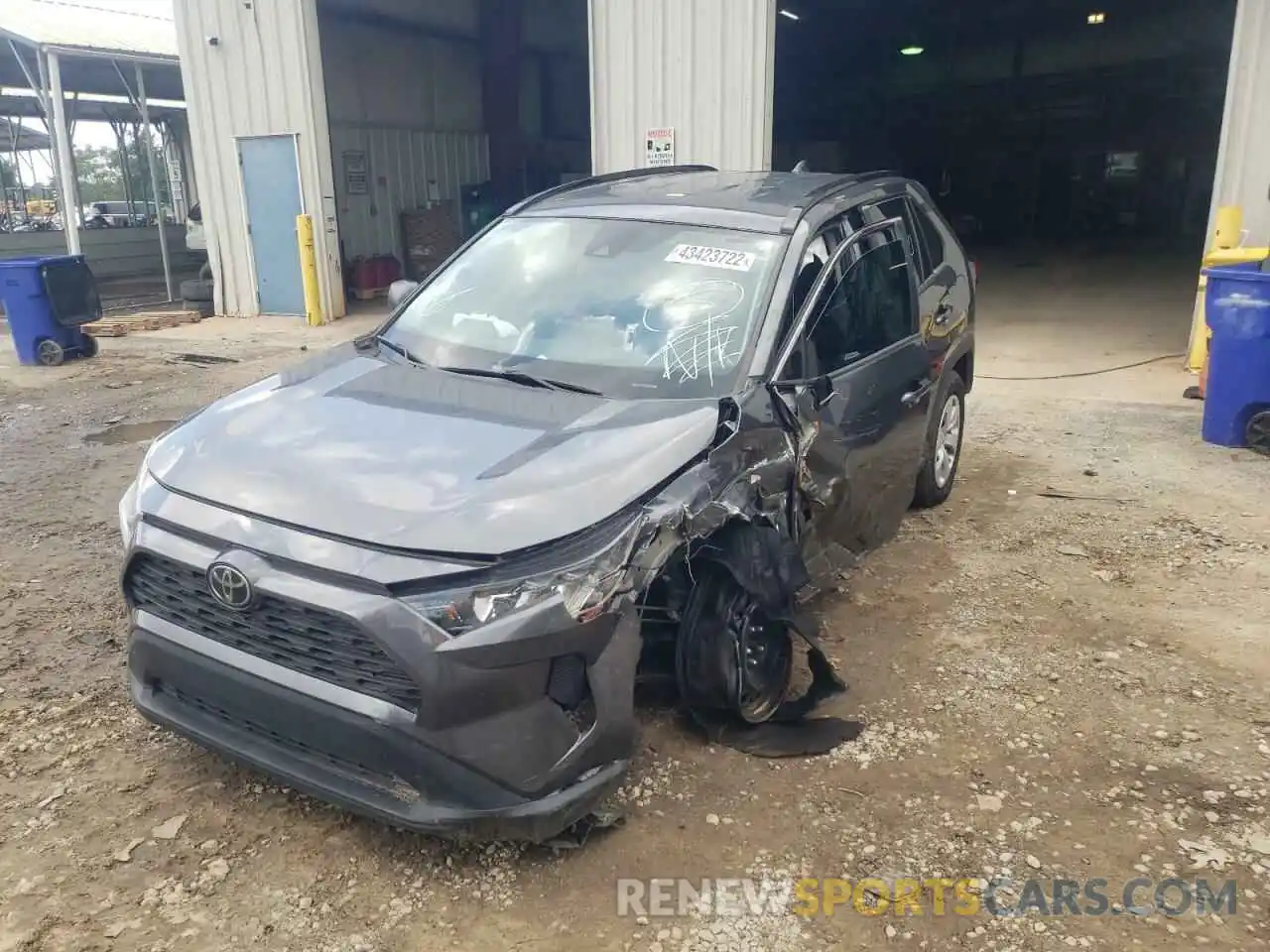 2 Фотография поврежденного автомобиля 2T3H1RFVXLC049036 TOYOTA RAV4 2020