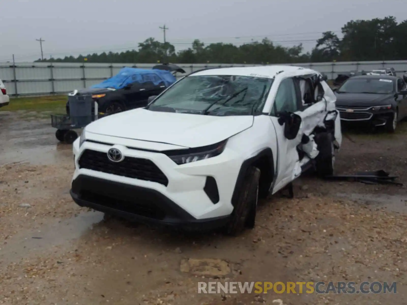 2 Photograph of a damaged car 2T3H1RFVXLC050462 TOYOTA RAV4 2020