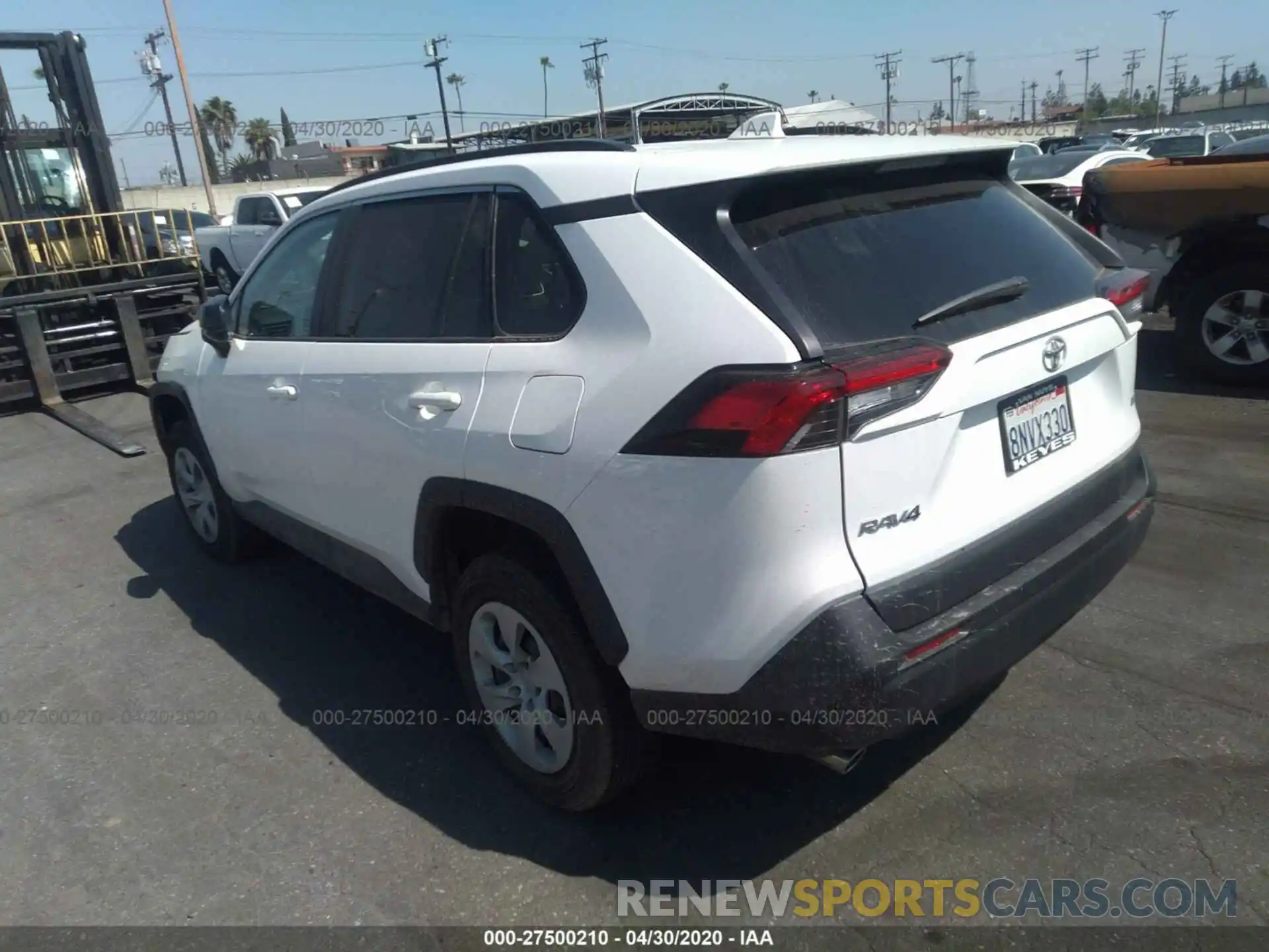 3 Photograph of a damaged car 2T3H1RFVXLC050705 TOYOTA RAV4 2020