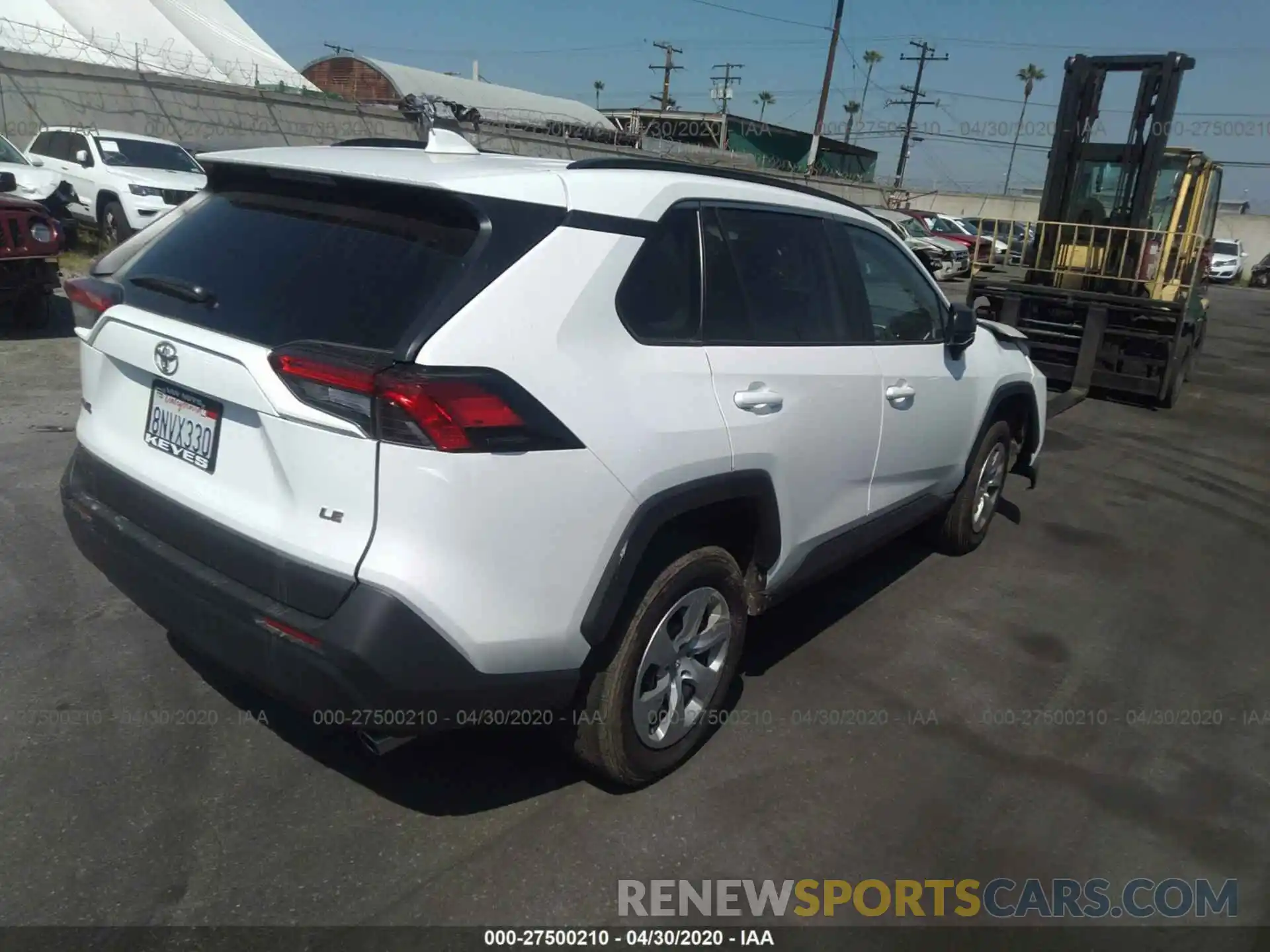 4 Photograph of a damaged car 2T3H1RFVXLC050705 TOYOTA RAV4 2020