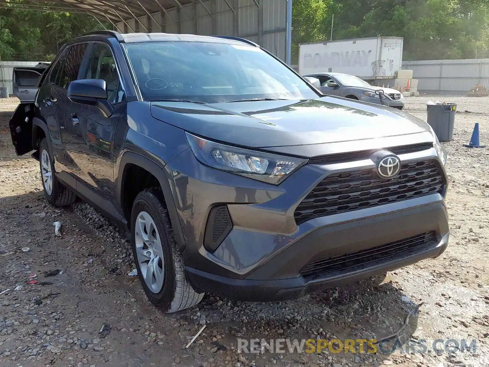 1 Photograph of a damaged car 2T3H1RFVXLC055600 TOYOTA RAV4 2020