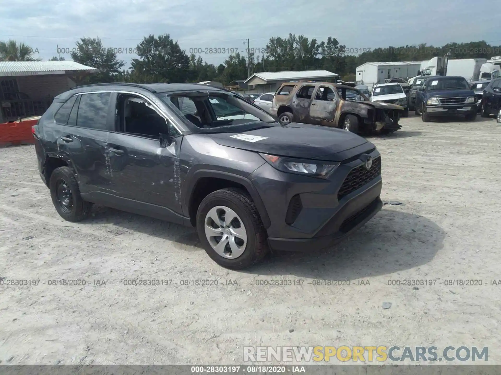 1 Photograph of a damaged car 2T3H1RFVXLC055905 TOYOTA RAV4 2020