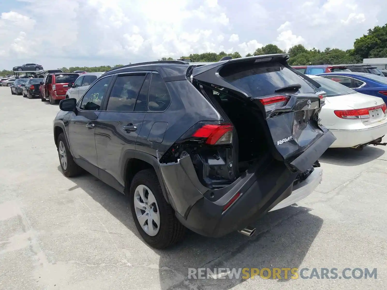 3 Photograph of a damaged car 2T3H1RFVXLC056259 TOYOTA RAV4 2020