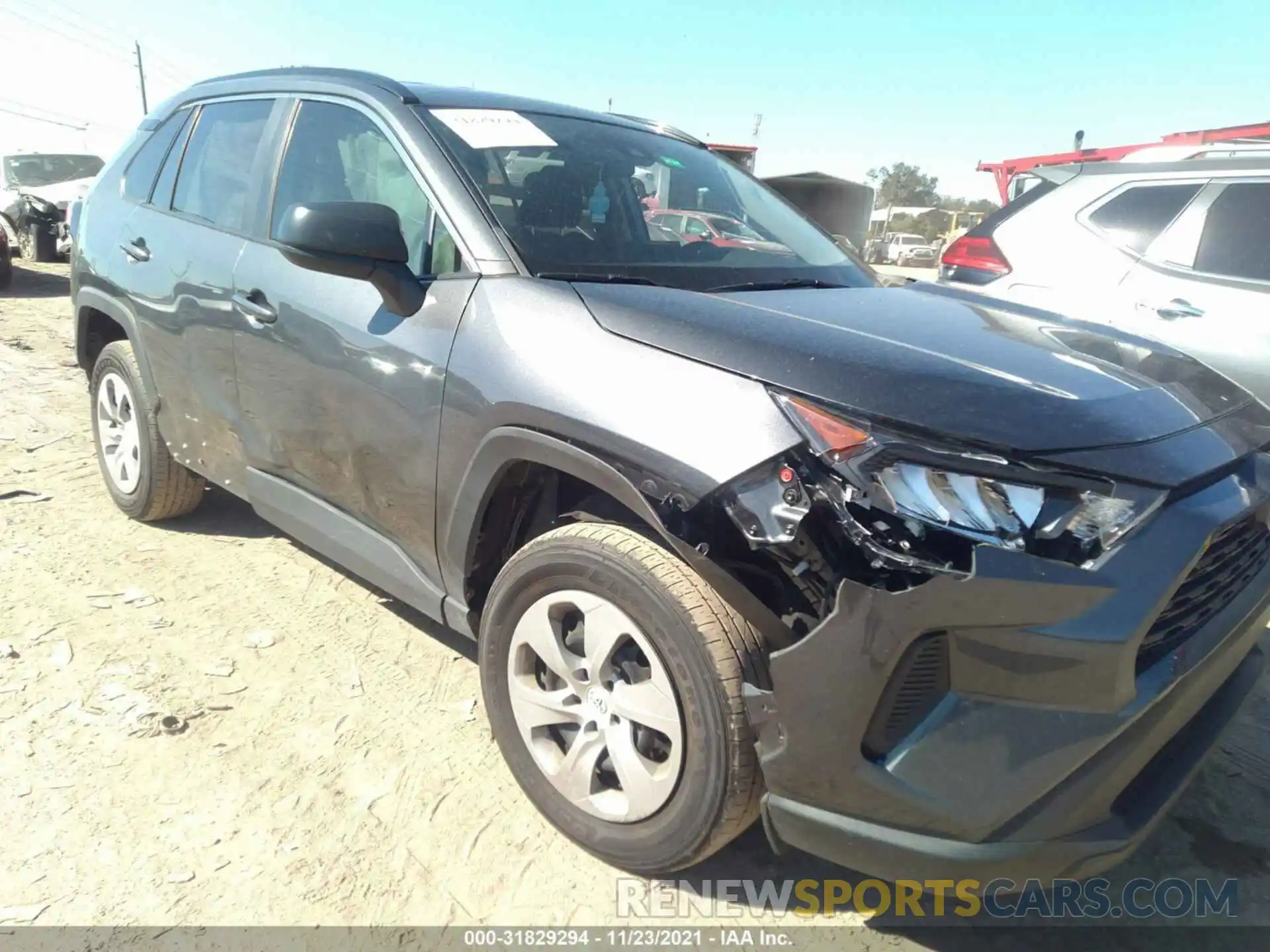 6 Photograph of a damaged car 2T3H1RFVXLC063616 TOYOTA RAV4 2020