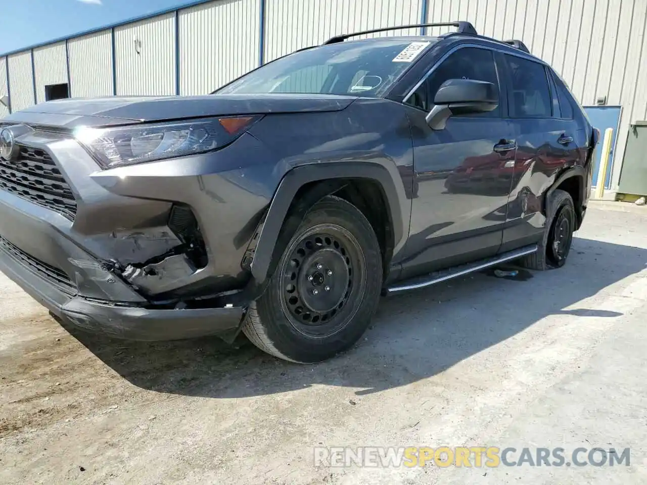 9 Photograph of a damaged car 2T3H1RFVXLC067696 TOYOTA RAV4 2020